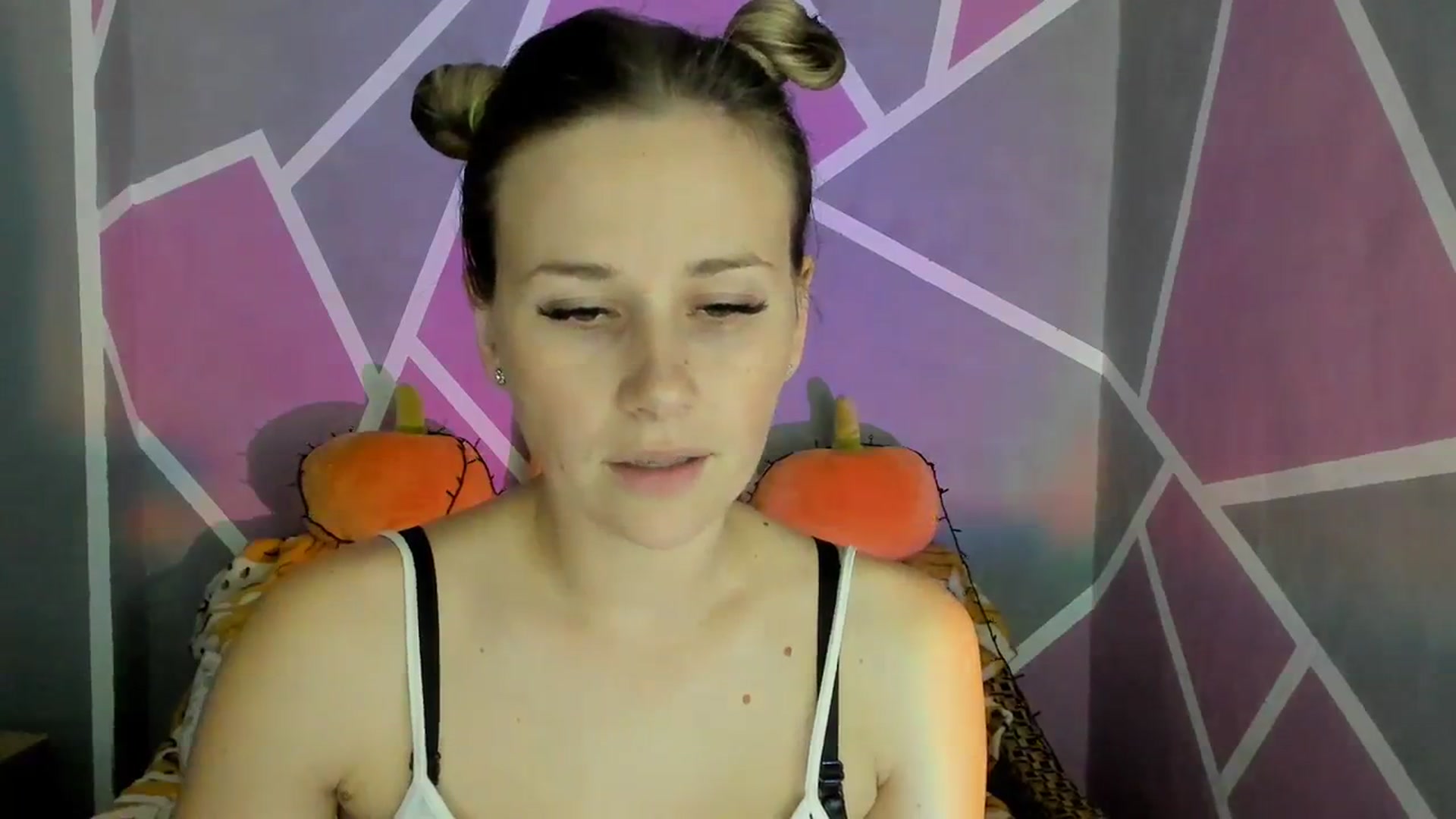Gallery image thumbnail from Sexy_Ukr's myfreecams stream on, 10/29/2023, 16:01 image 3 of 20