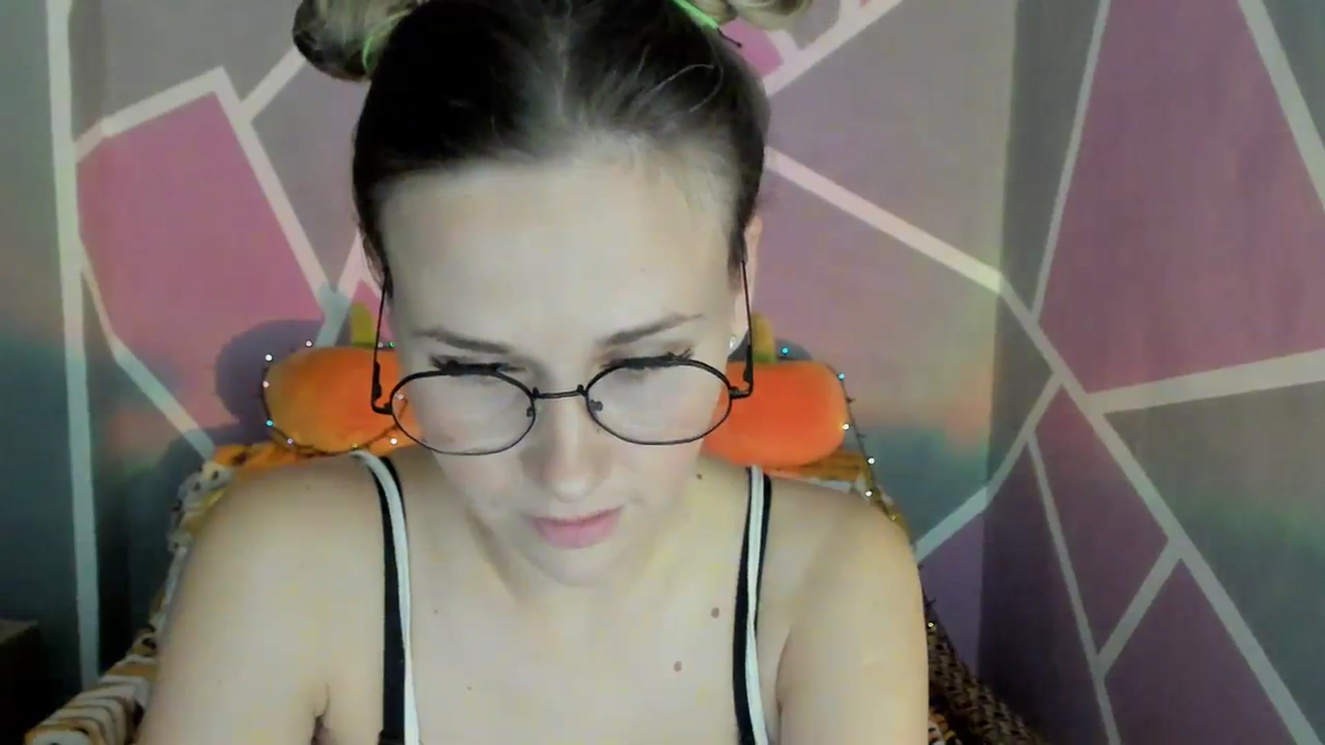 Gallery image thumbnail from Sexy_Ukr's myfreecams stream on, 10/29/2023, 16:47 image 14 of 20