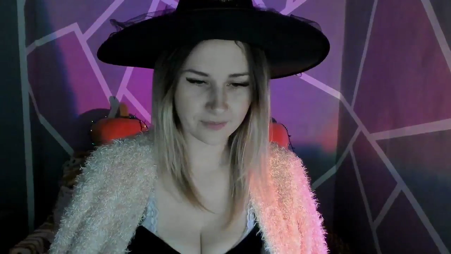 Gallery image thumbnail from Sexy_Ukr's myfreecams stream on, 10/30/2023, 15:58 image 3 of 20