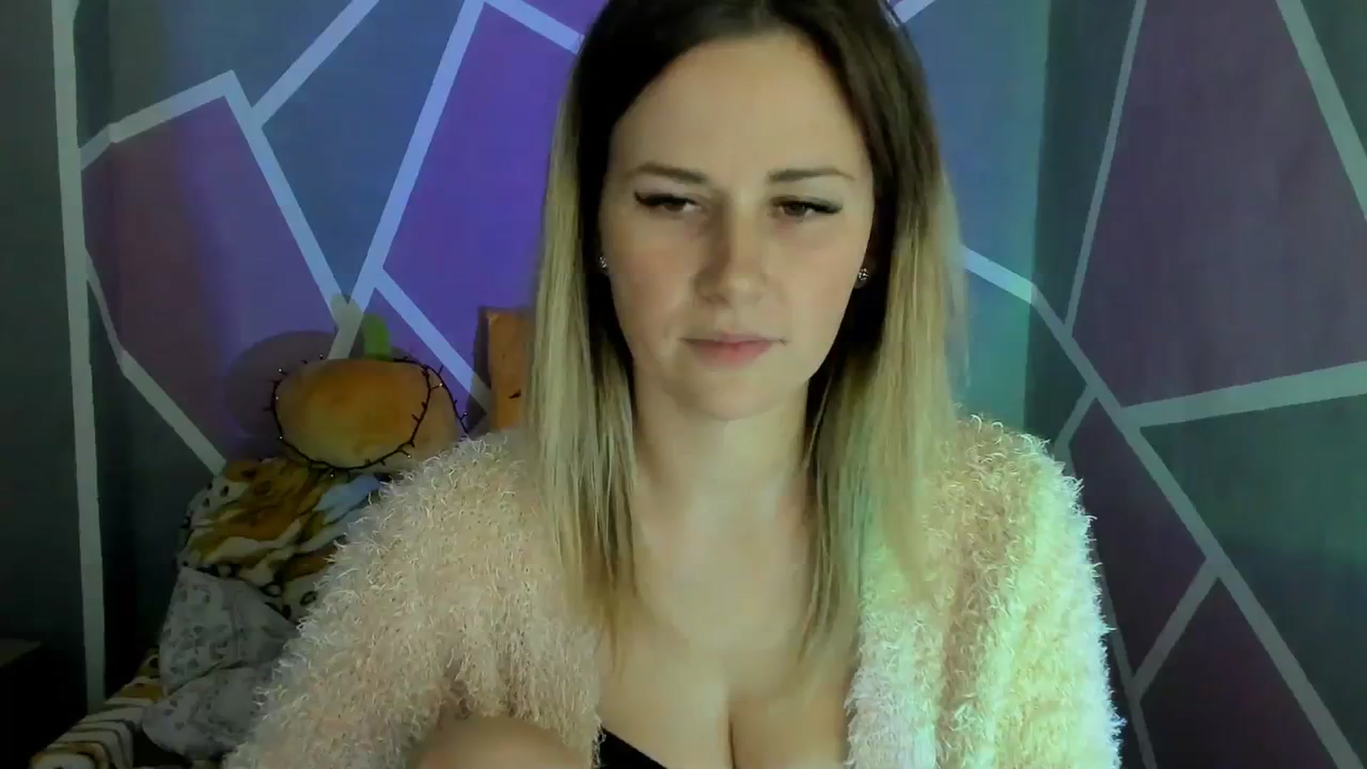 Gallery image thumbnail from Sexy_Ukr's myfreecams stream on, 10/30/2023, 16:37 image 17 of 20
