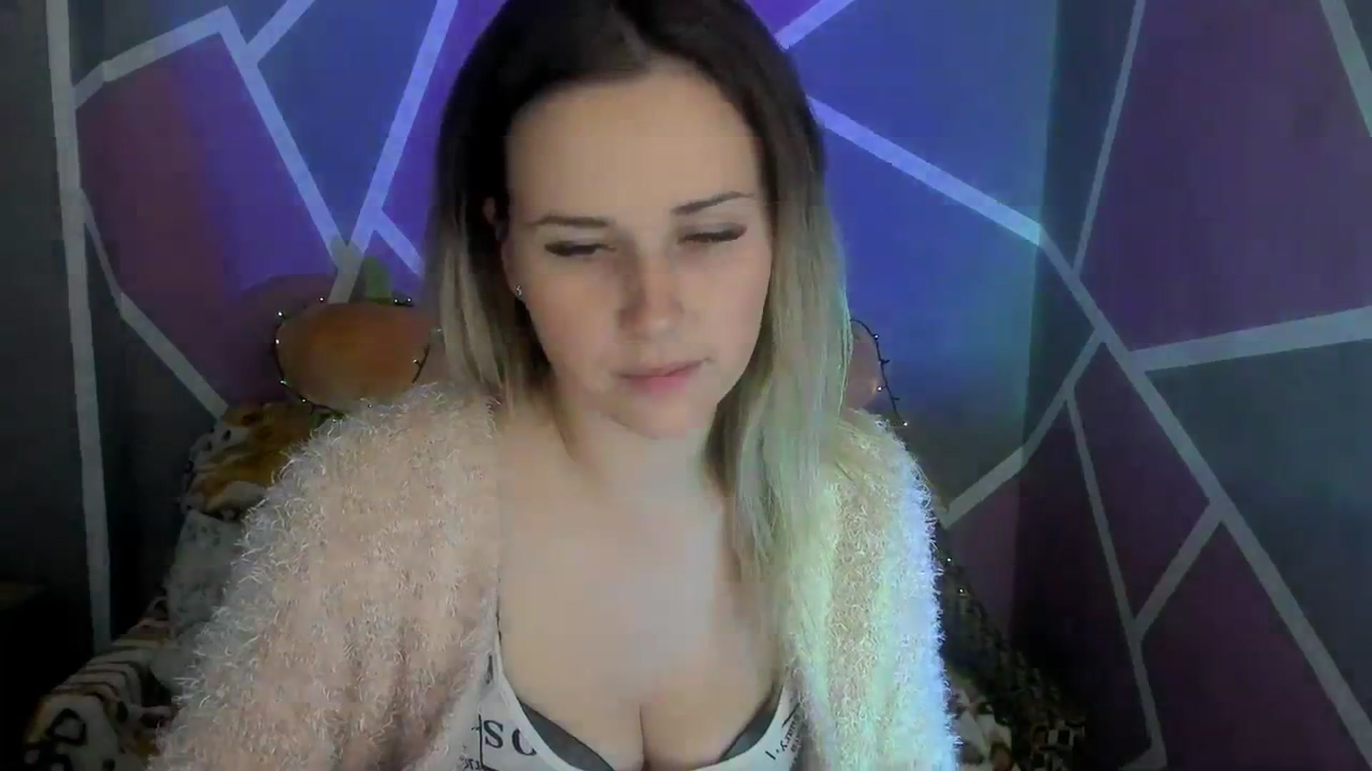 Gallery image thumbnail from Sexy_Ukr's myfreecams stream on, 11/03/2023, 16:22 image 5 of 20