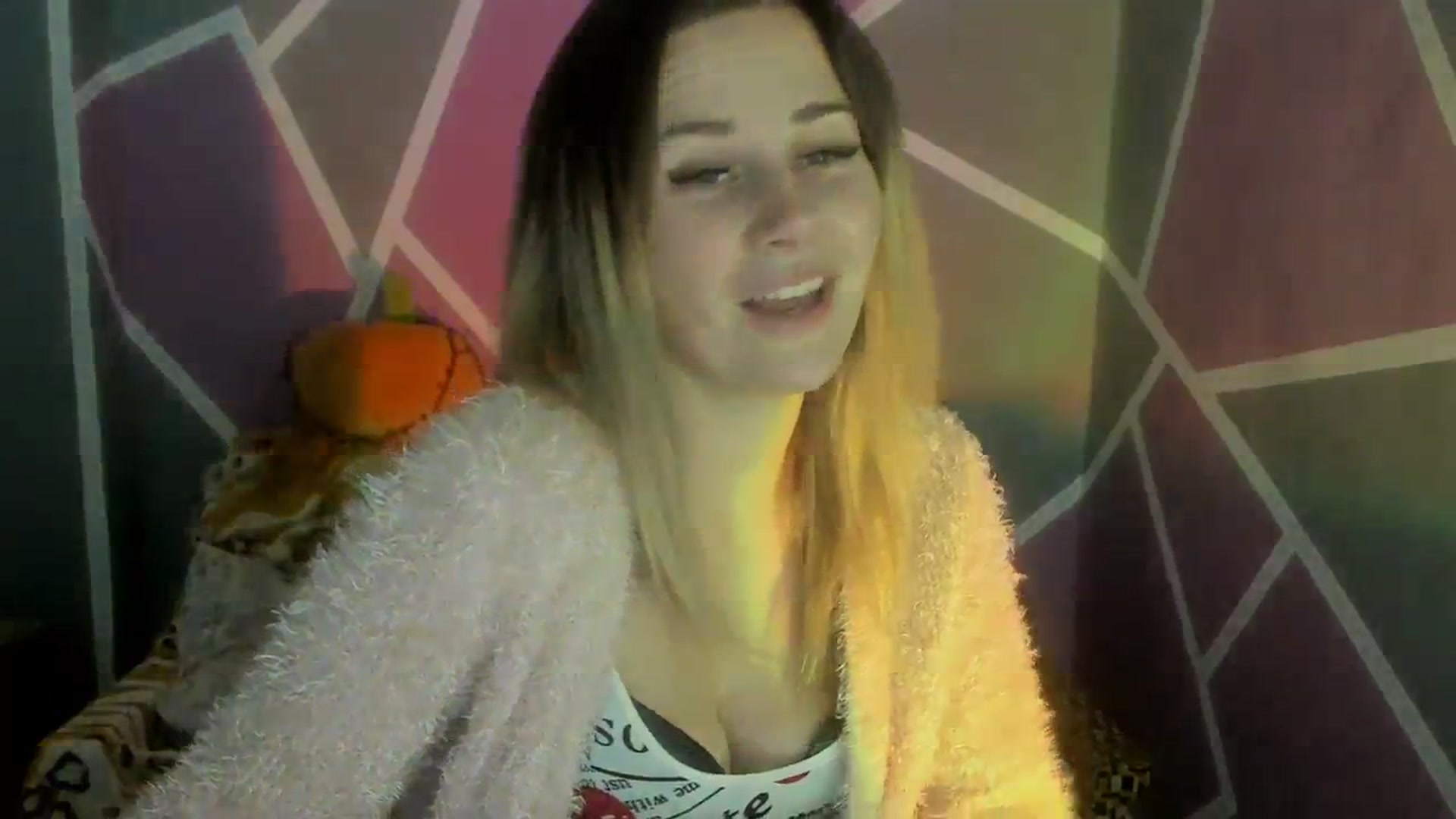 Gallery image thumbnail from Sexy_Ukr's myfreecams stream on, 11/03/2023, 16:22 image 2 of 20