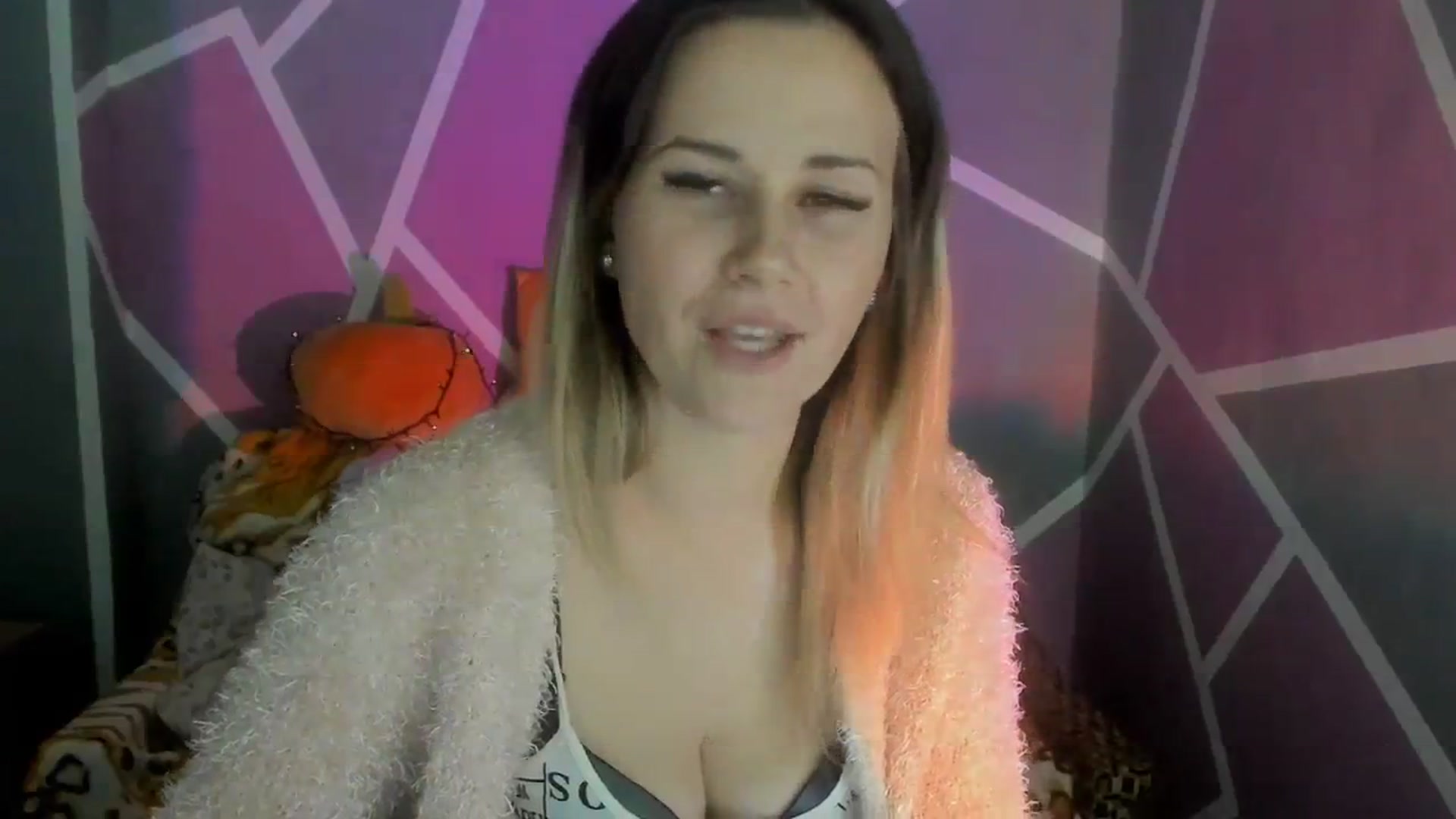 Gallery image thumbnail from Sexy_Ukr's myfreecams stream on, 11/03/2023, 16:22 image 13 of 20