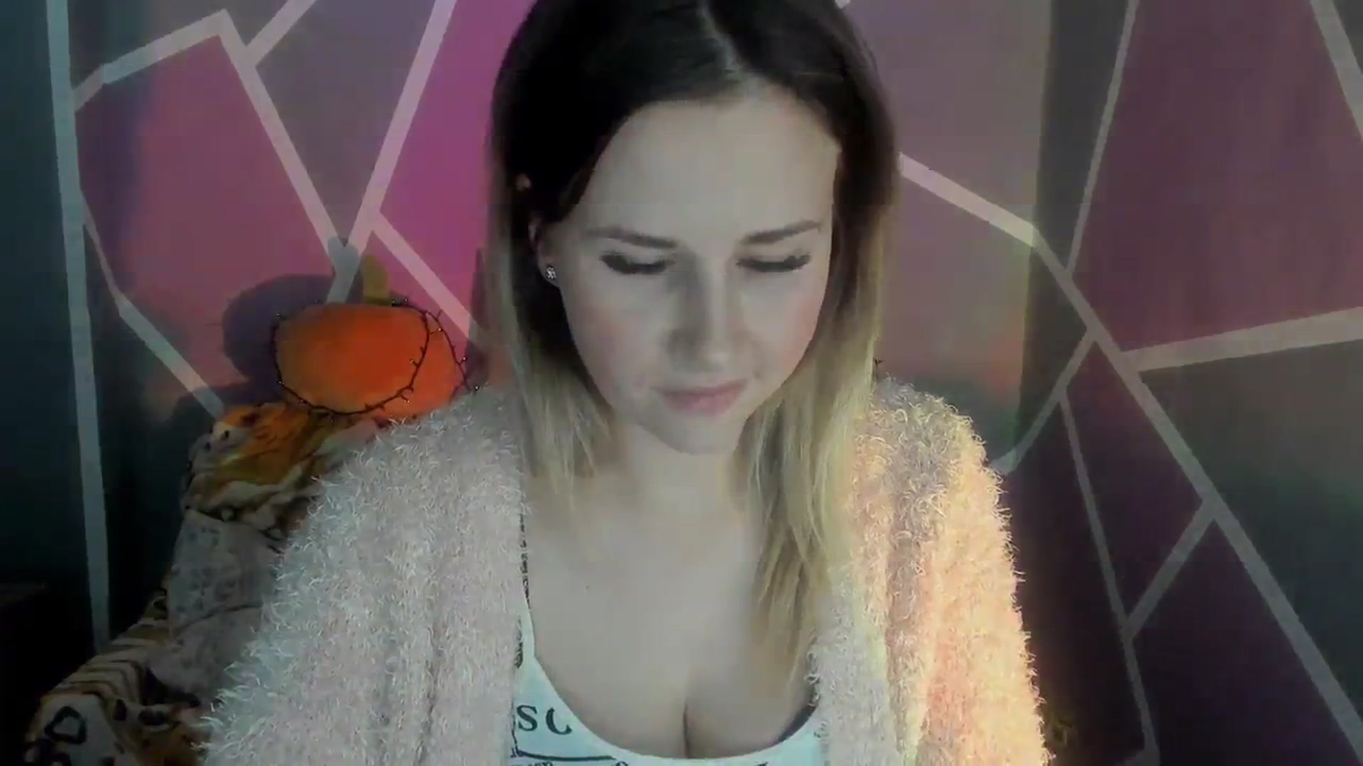 Gallery image thumbnail from Sexy_Ukr's myfreecams stream on, 11/03/2023, 17:30 image 20 of 20