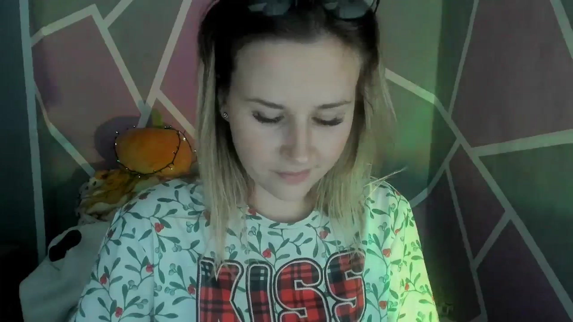 Gallery image thumbnail from Sexy_Ukr's myfreecams stream on, 11/04/2023, 18:07 image 16 of 20