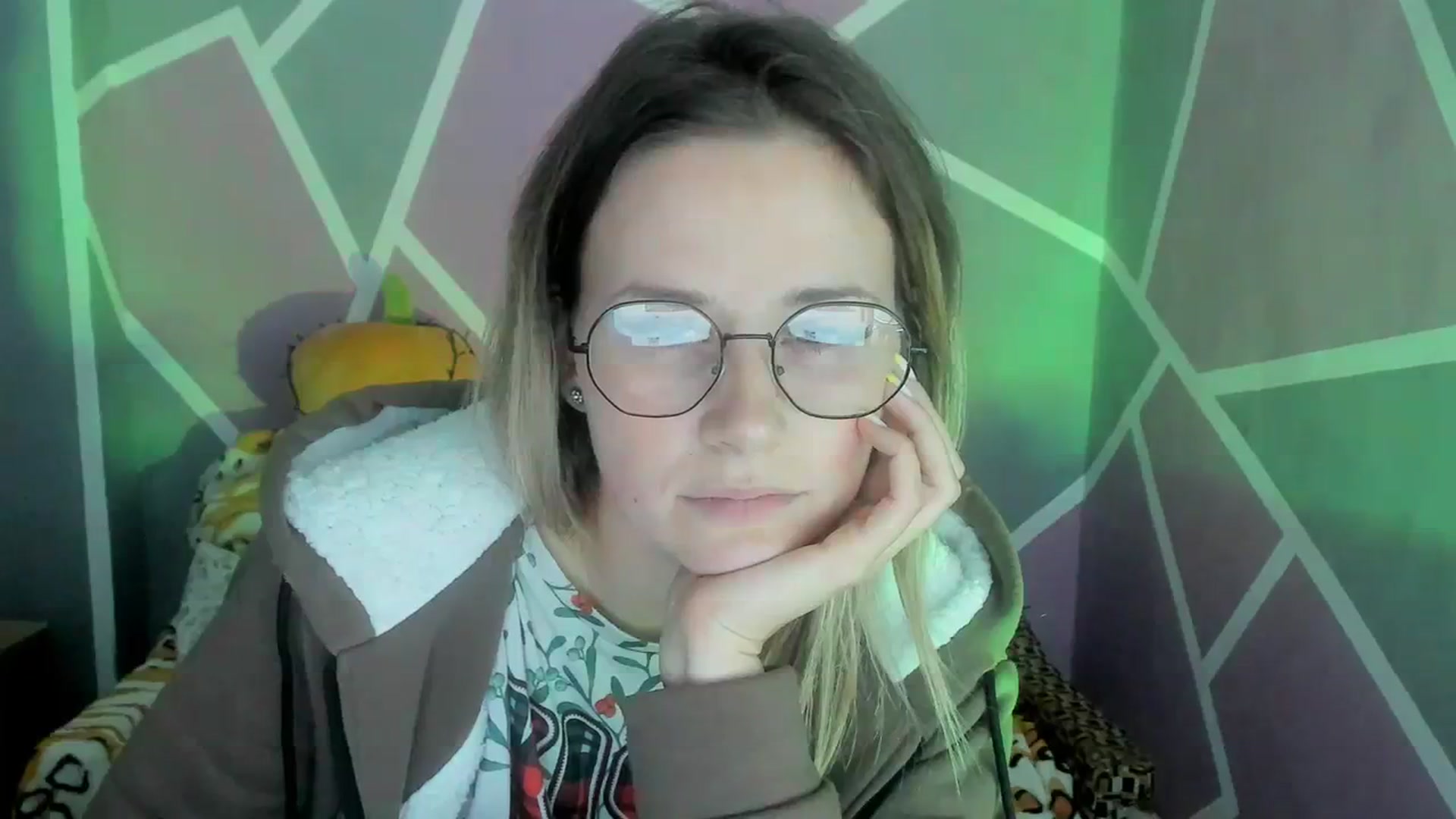 Gallery image thumbnail from Sexy_Ukr's myfreecams stream on, 11/04/2023, 18:07 image 5 of 20