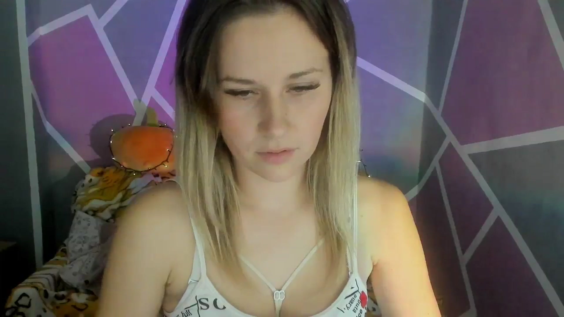 Gallery image thumbnail from Sexy_Ukr's myfreecams stream on, 11/06/2023, 18:29 image 3 of 20