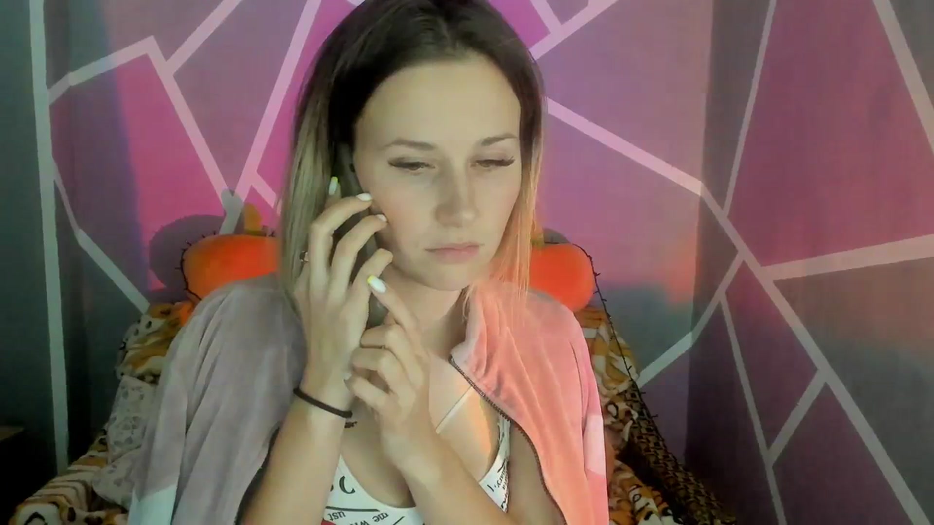 Gallery image thumbnail from Sexy_Ukr's myfreecams stream on, 11/06/2023, 19:16 image 5 of 20