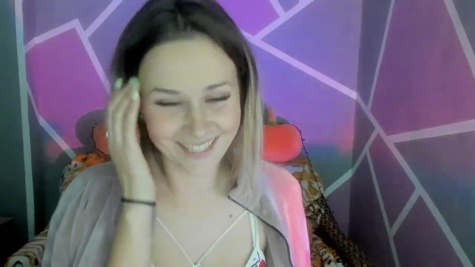 Gallery image thumbnail from Sexy_Ukr's myfreecams stream on, 11/06/2023, 19:16 image 19 of 20