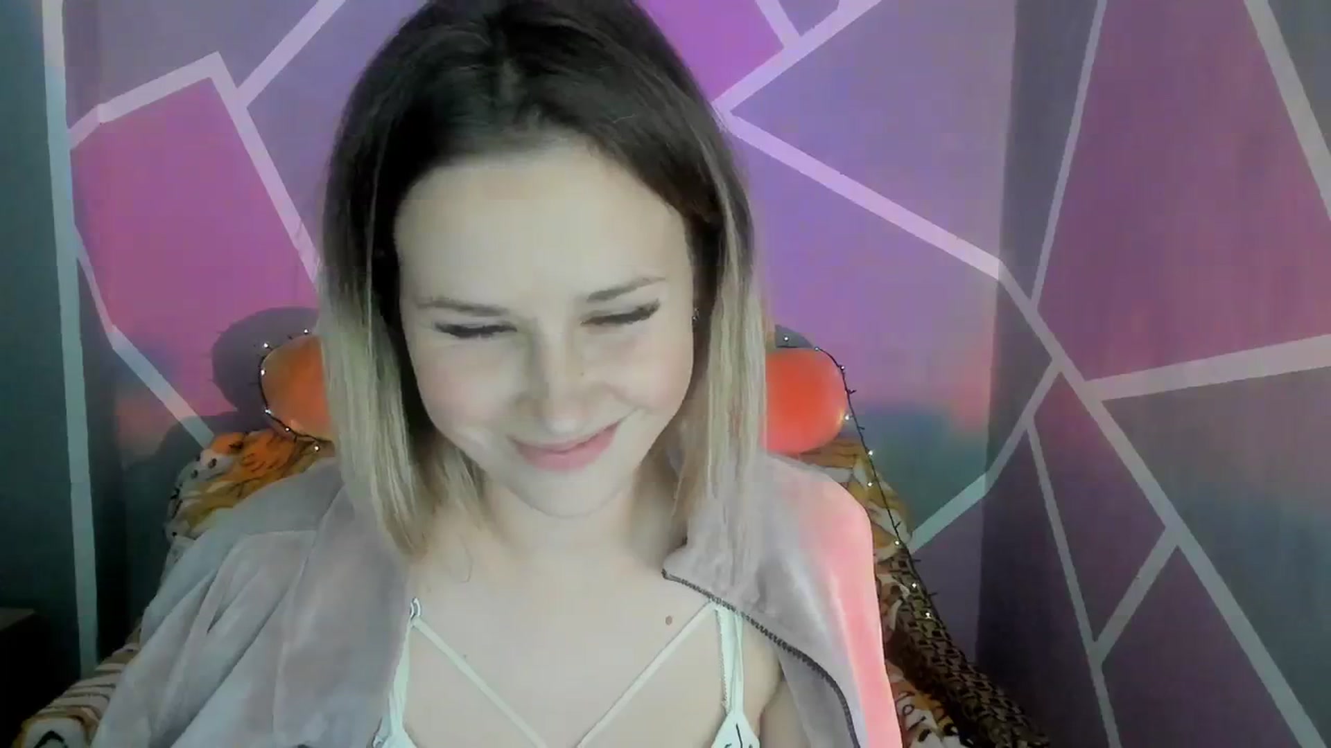 Gallery image thumbnail from Sexy_Ukr's myfreecams stream on, 11/06/2023, 19:16 image 18 of 20