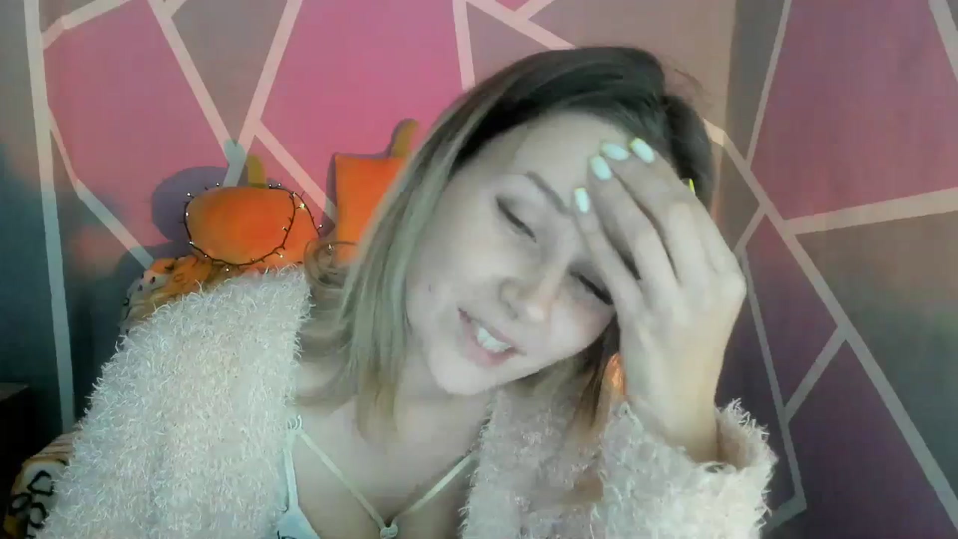 Gallery image thumbnail from Sexy_Ukr's myfreecams stream on, 11/08/2023, 18:10 image 7 of 20
