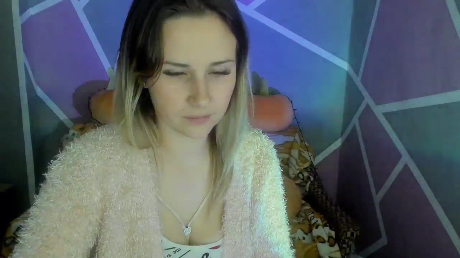 Gallery image thumbnail from Sexy_Ukr's myfreecams stream on, 11/08/2023, 18:10 image 11 of 20