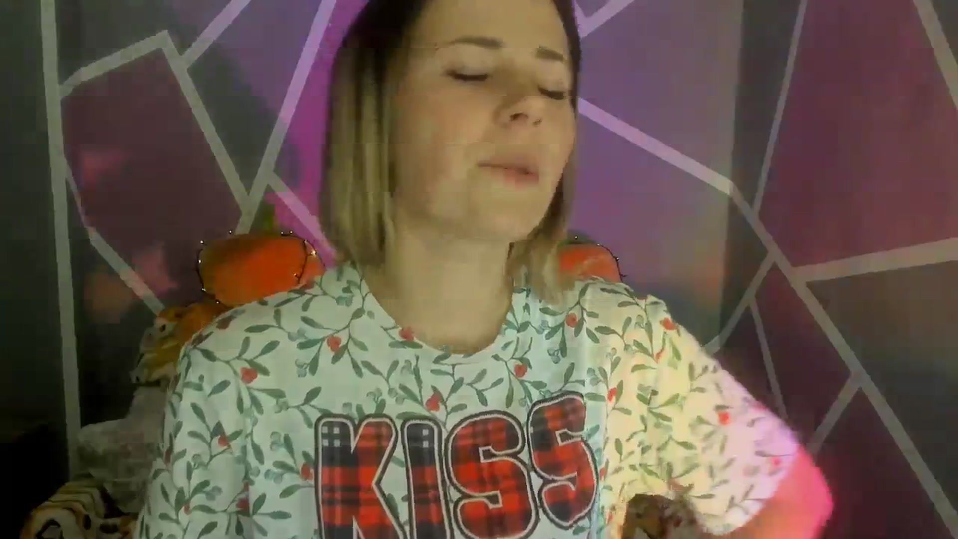 Gallery image thumbnail from Sexy_Ukr's myfreecams stream on, 11/11/2023, 17:01 image 18 of 20