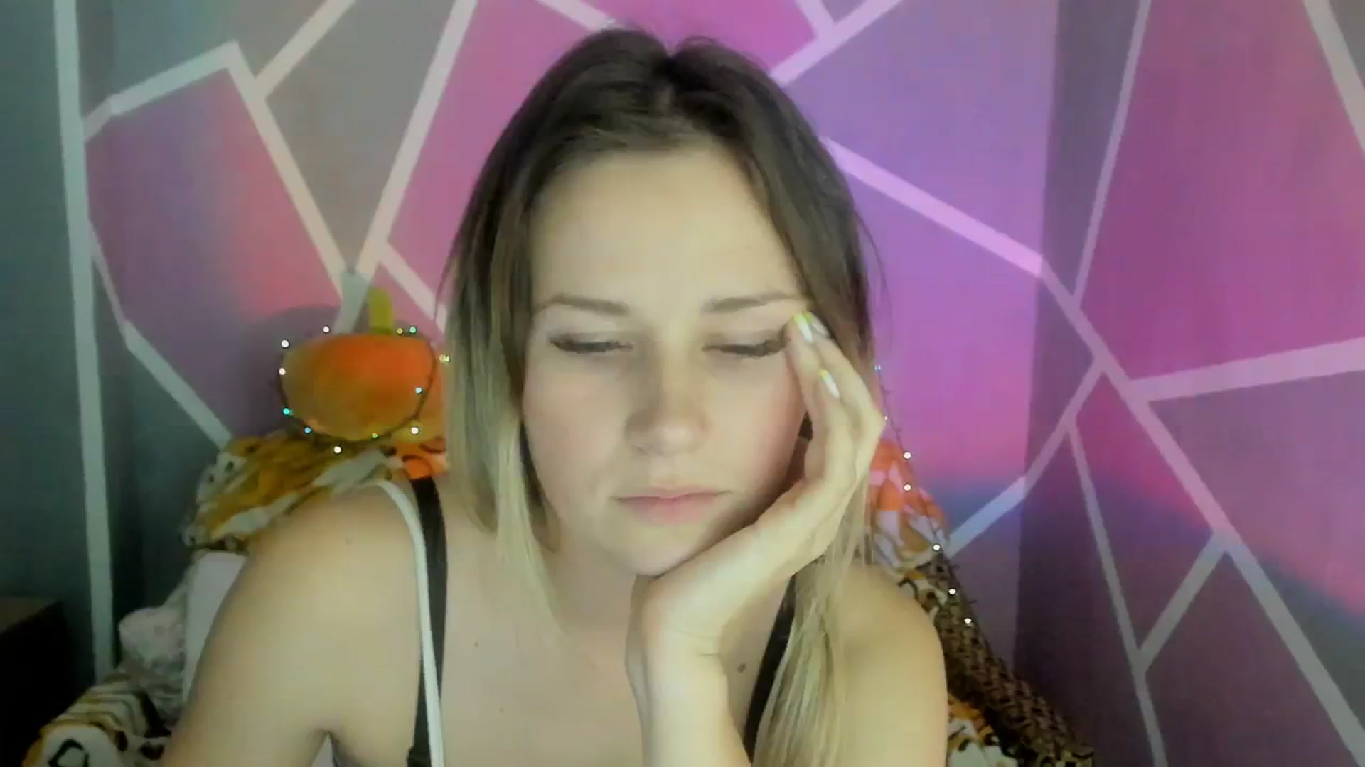 Gallery image thumbnail from Sexy_Ukr's myfreecams stream on, 11/12/2023, 17:10 image 8 of 20