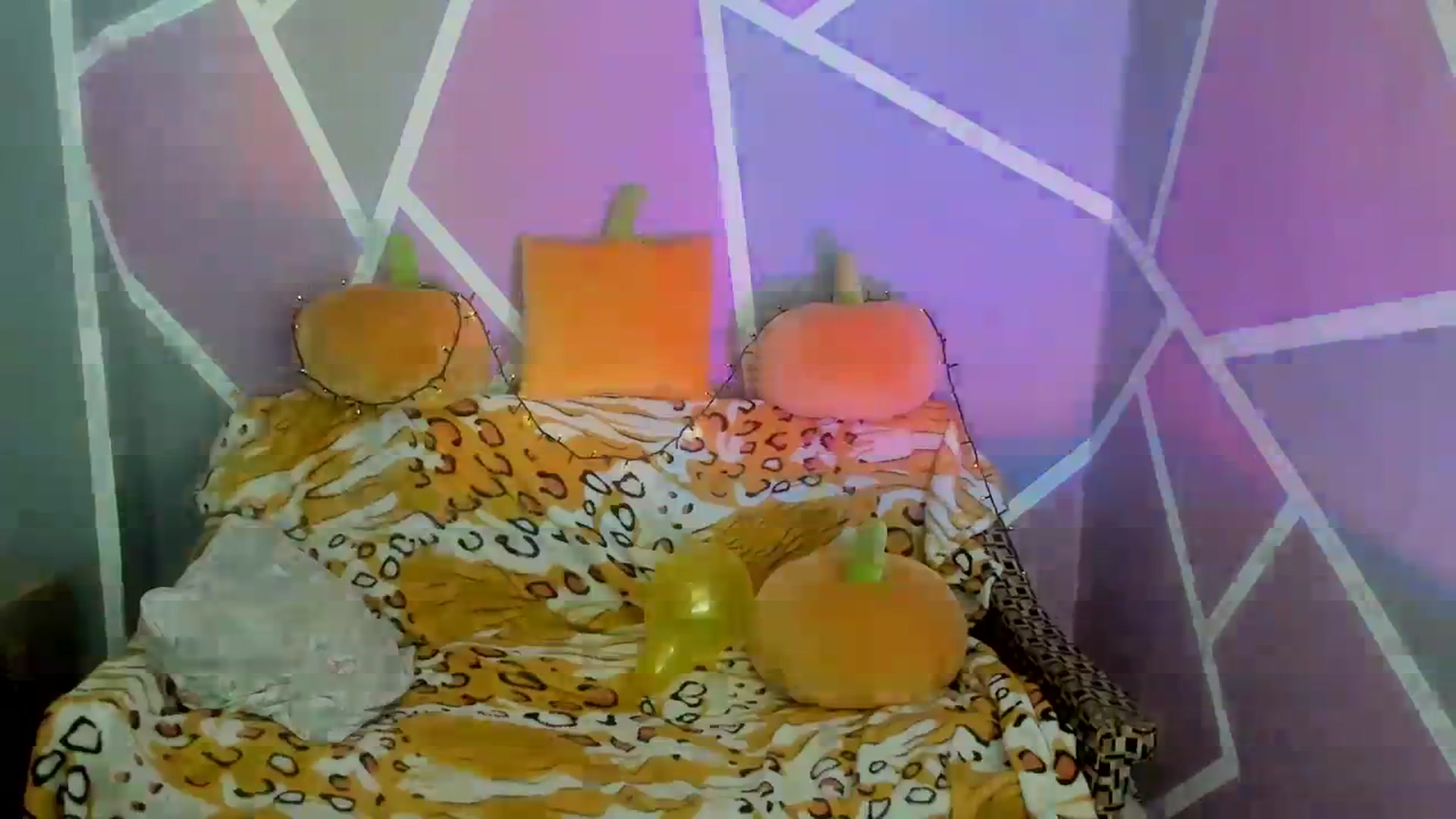 Gallery image thumbnail from Sexy_Ukr's myfreecams stream on, 11/13/2023, 18:06 image 3 of 20