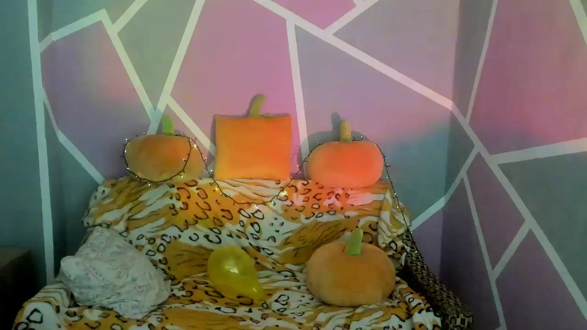 Gallery image thumbnail from Sexy_Ukr's myfreecams stream on, 11/15/2023, 18:15 image 8 of 20