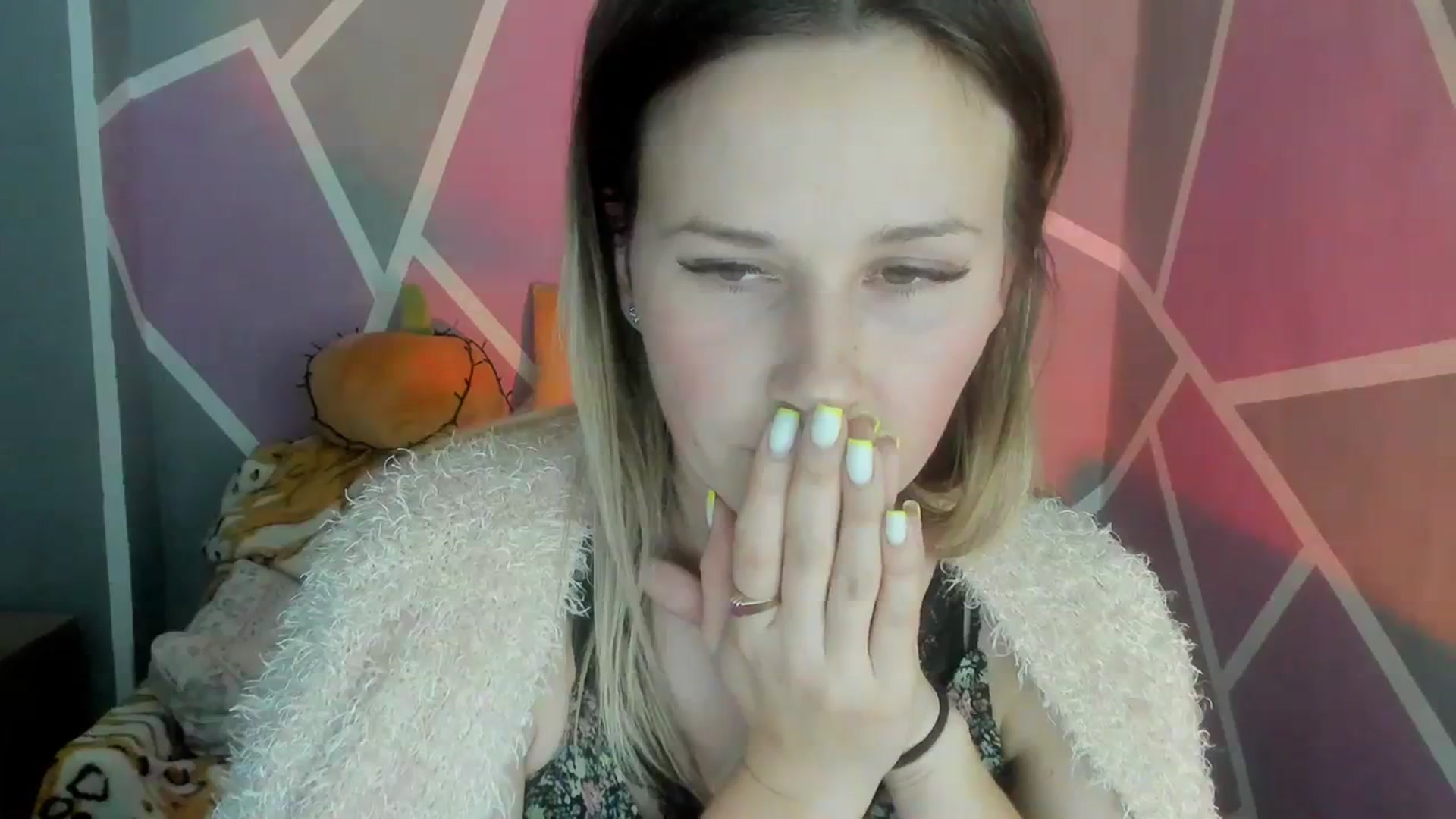 Gallery image thumbnail from Sexy_Ukr's myfreecams stream on, 11/16/2023, 20:12 image 8 of 20