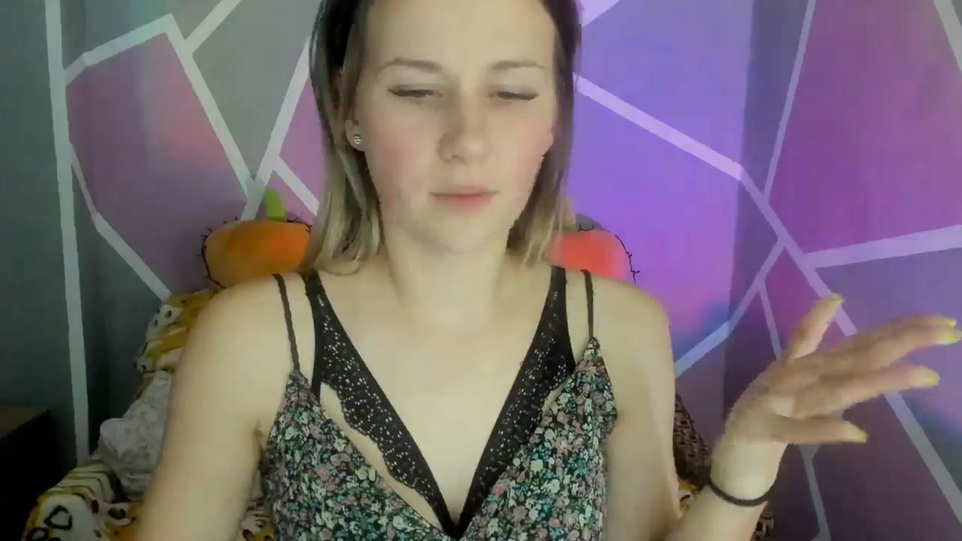 Gallery image thumbnail from Sexy_Ukr's myfreecams stream on, 11/16/2023, 20:12 image 11 of 20