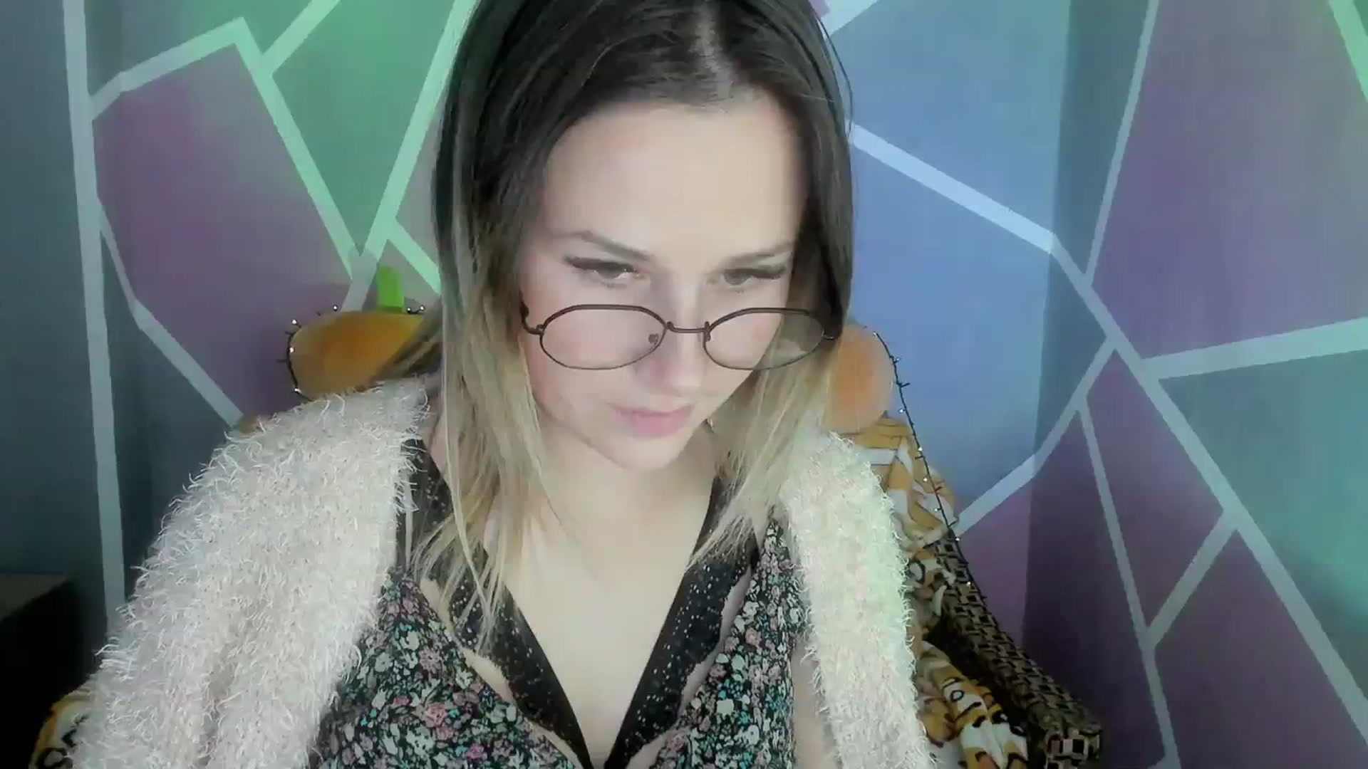 Gallery image thumbnail from Sexy_Ukr's myfreecams stream on, 11/16/2023, 20:12 image 1 of 20
