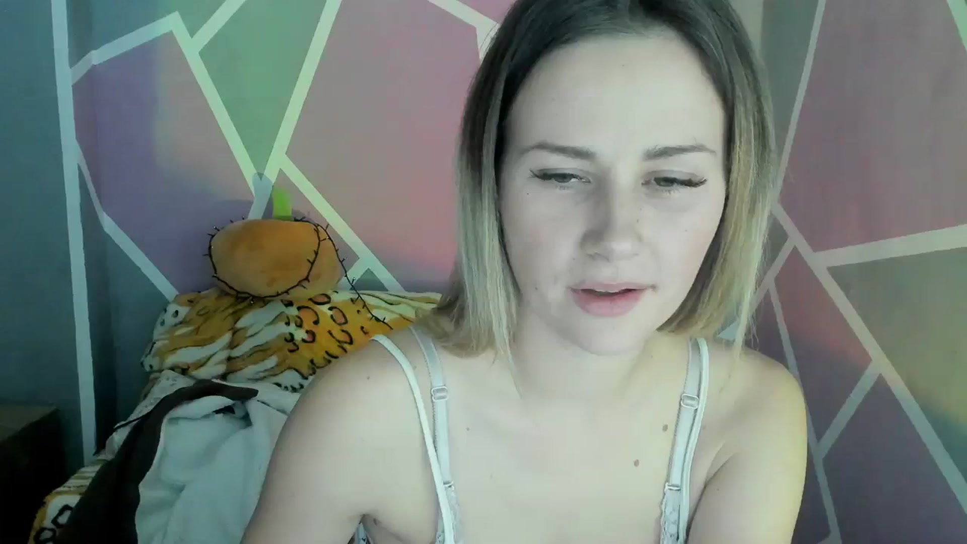 Gallery image thumbnail from Sexy_Ukr's myfreecams stream on, 11/17/2023, 17:49 image 13 of 20