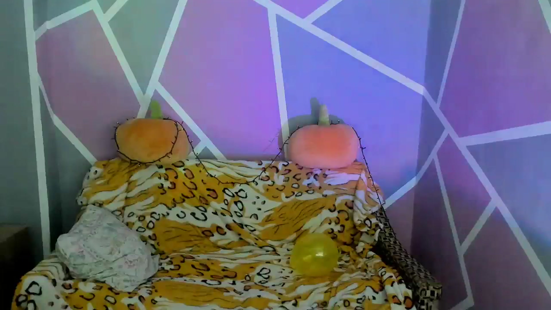 Gallery image thumbnail from Sexy_Ukr's myfreecams stream on, 11/17/2023, 18:45 image 4 of 20