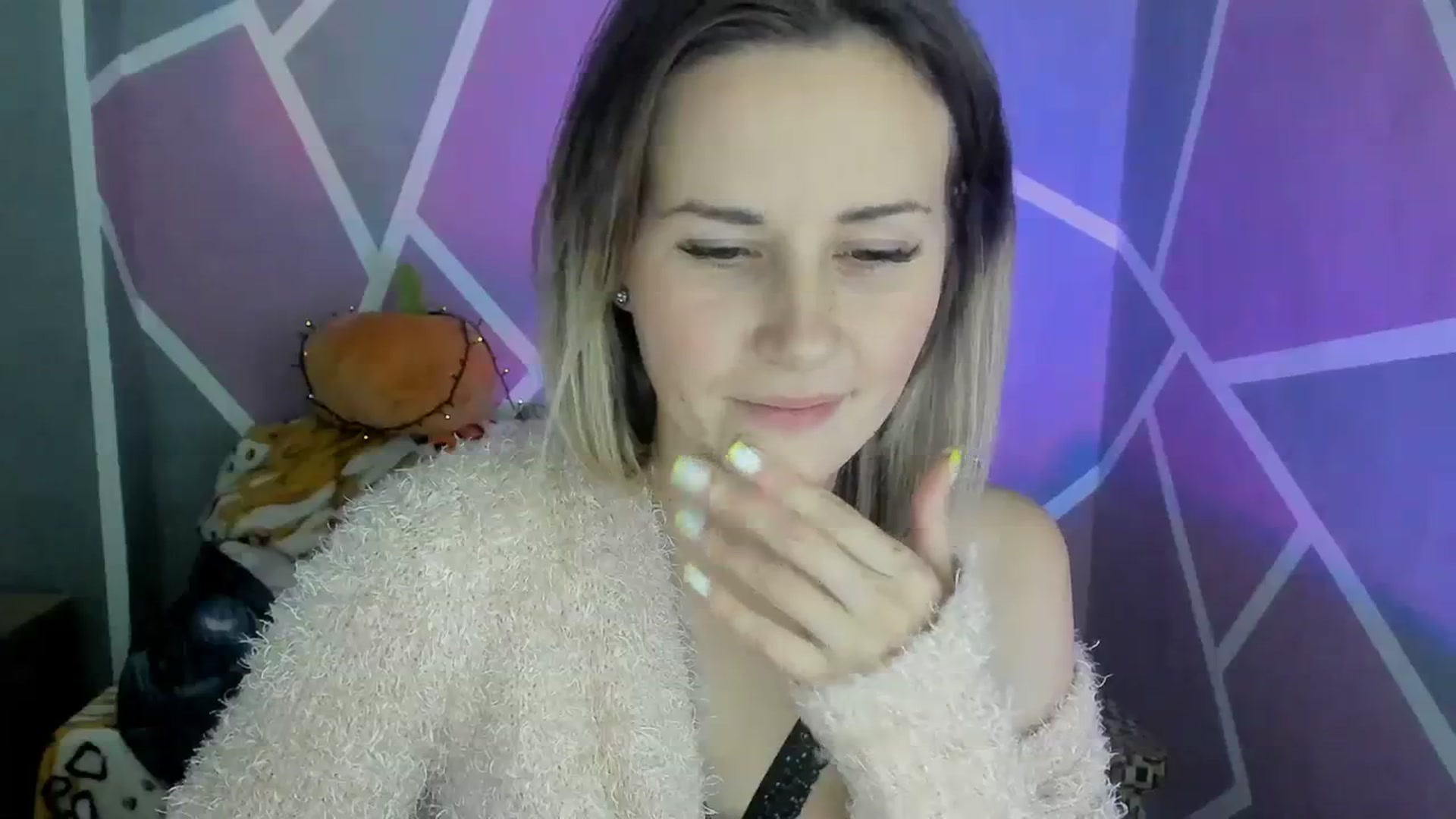 Gallery image thumbnail from Sexy_Ukr's myfreecams stream on, 11/18/2023, 21:28 image 20 of 20