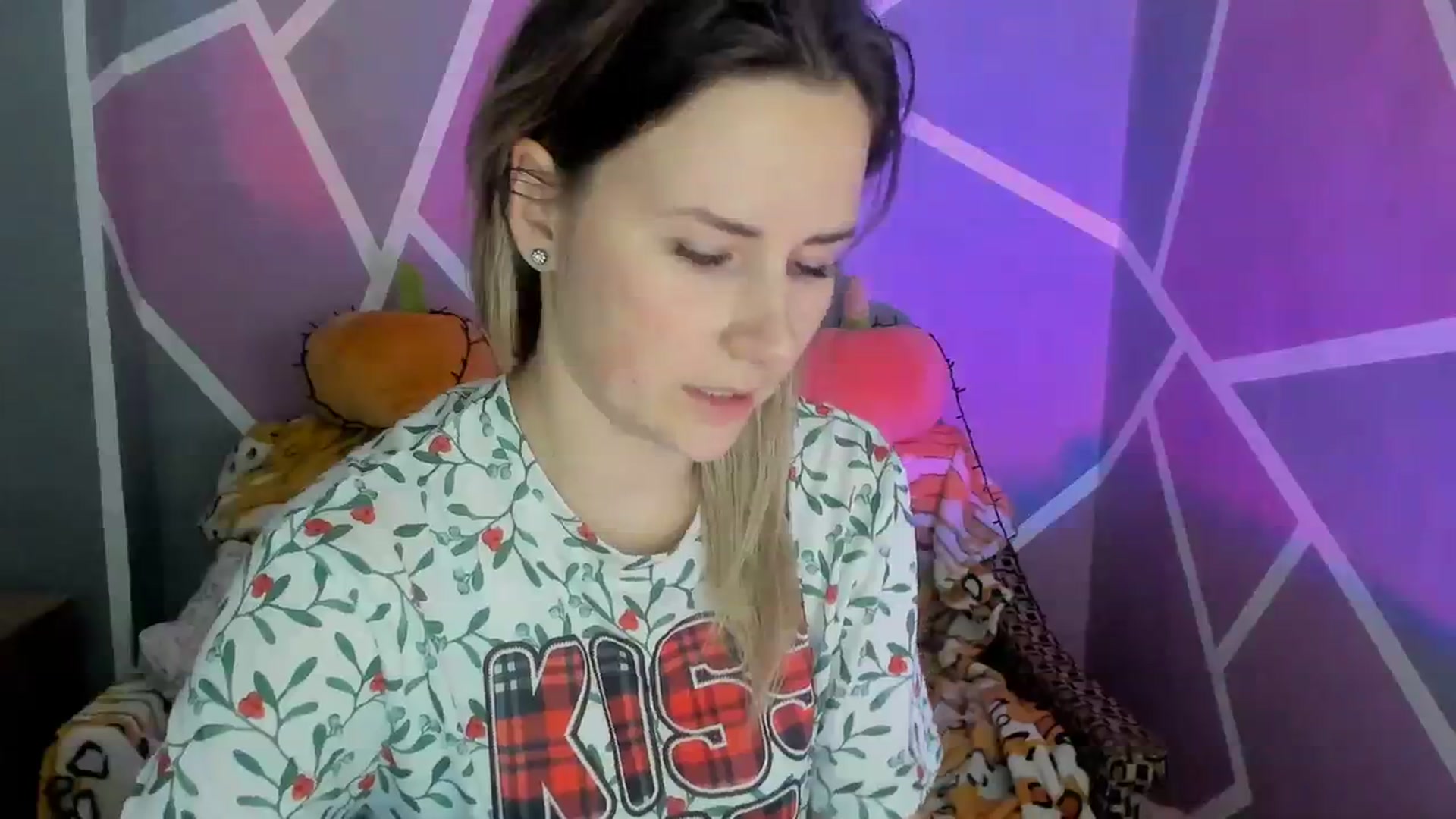 Gallery image thumbnail from Sexy_Ukr's myfreecams stream on, 11/19/2023, 18:46 image 18 of 20