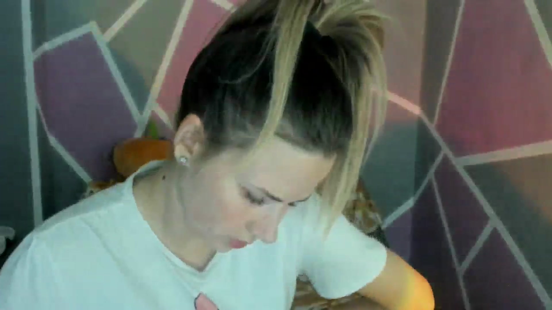 Gallery image thumbnail from Sexy_Ukr's myfreecams stream on, 11/20/2023, 17:49 image 12 of 20