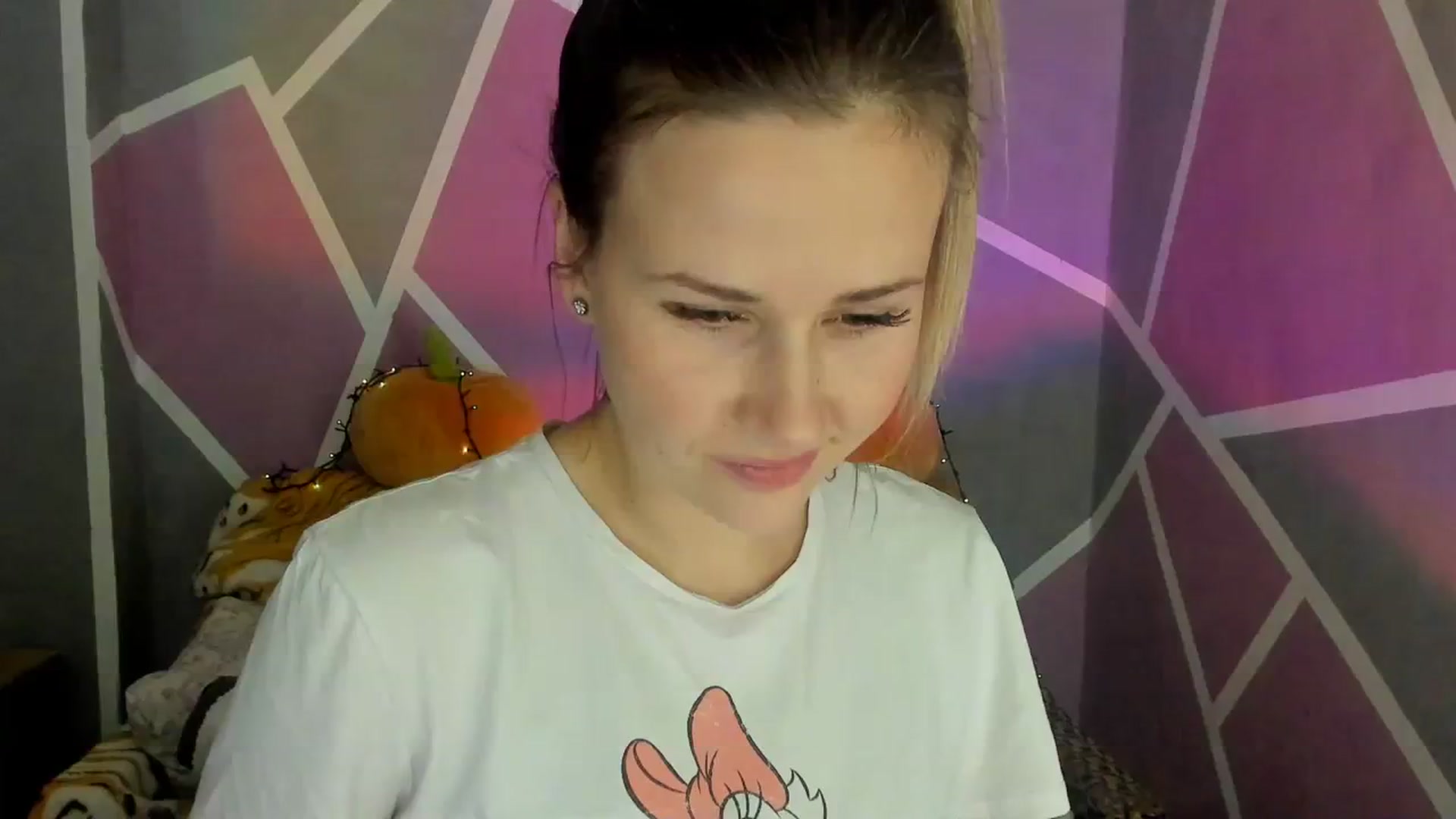 Gallery image thumbnail from Sexy_Ukr's myfreecams stream on, 11/20/2023, 19:55 image 1 of 20