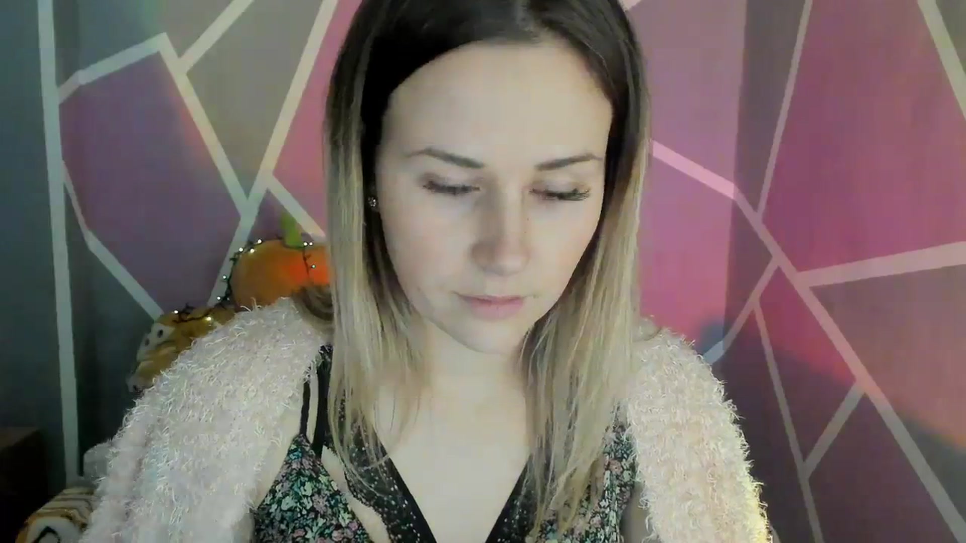 Gallery image thumbnail from Sexy_Ukr's myfreecams stream on, 11/22/2023, 14:04 image 7 of 20