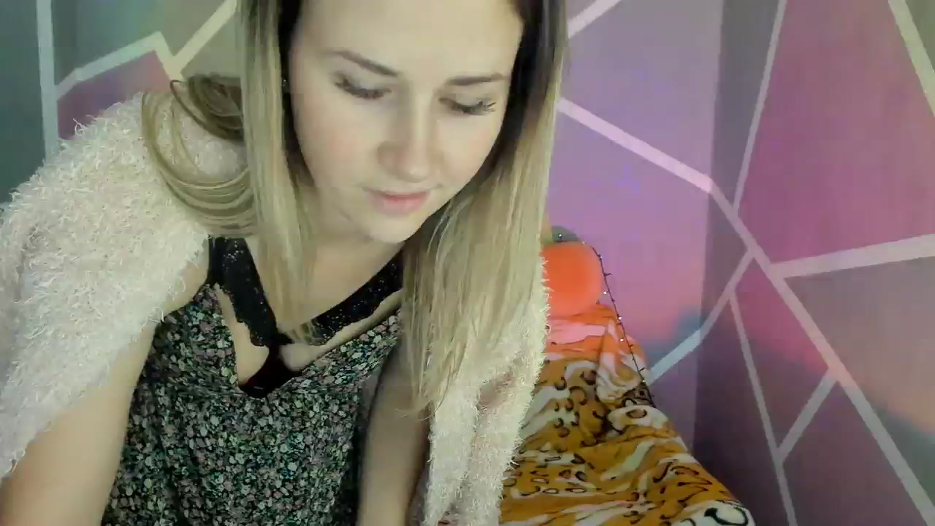 Gallery image thumbnail from Sexy_Ukr's myfreecams stream on, 11/22/2023, 14:04 image 9 of 20