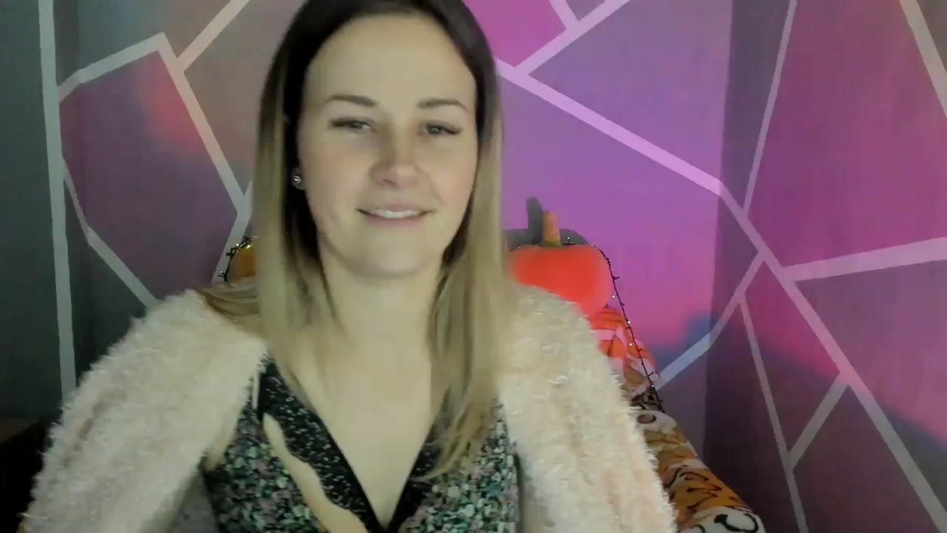 Gallery image thumbnail from Sexy_Ukr's myfreecams stream on, 11/22/2023, 14:04 image 8 of 20