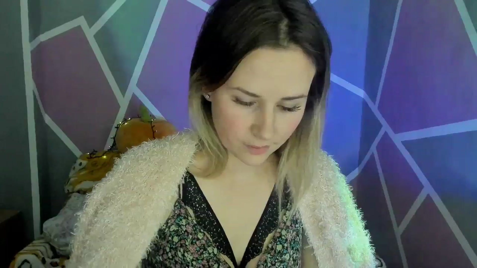 Gallery image thumbnail from Sexy_Ukr's myfreecams stream on, 11/22/2023, 16:34 image 6 of 20