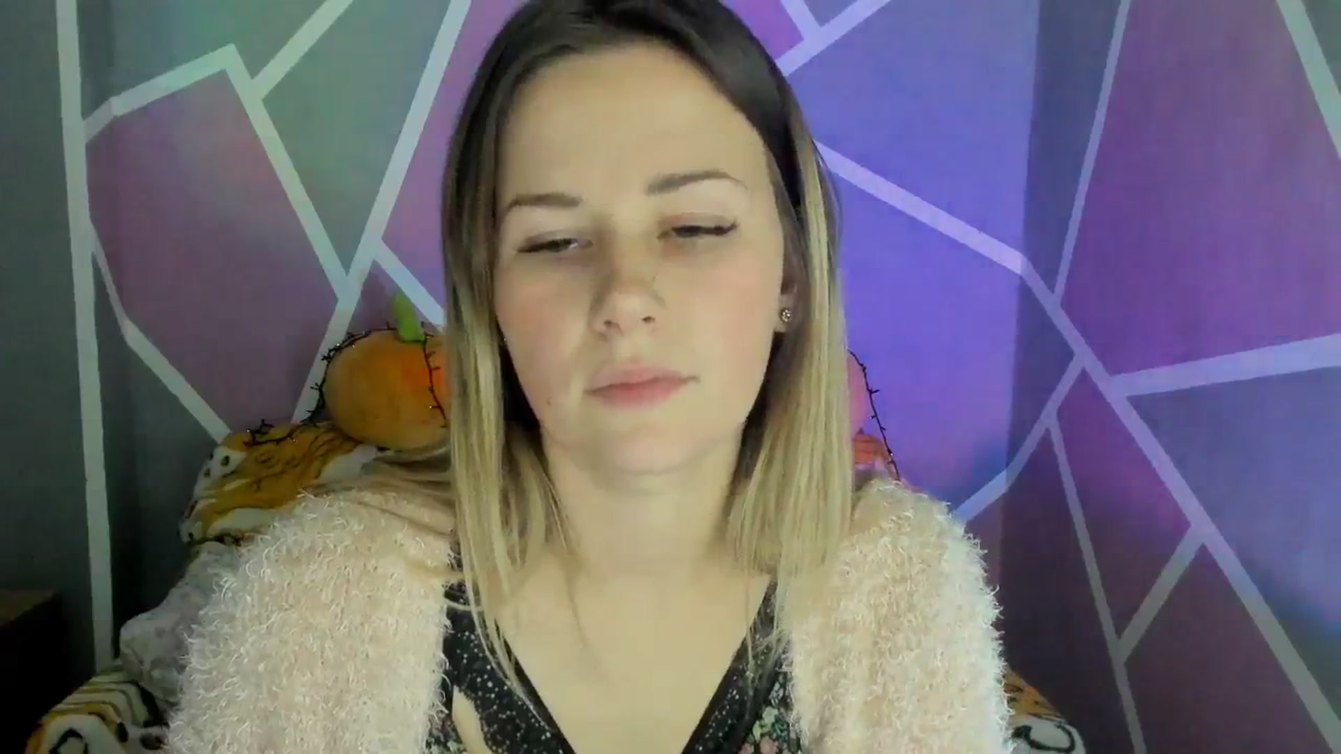 Gallery image thumbnail from Sexy_Ukr's myfreecams stream on, 11/22/2023, 16:34 image 3 of 20
