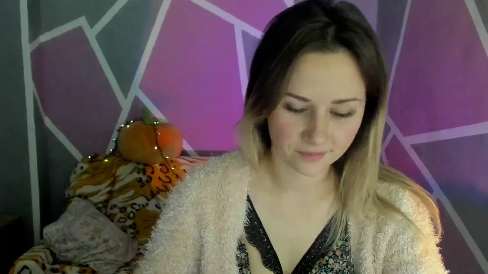 Gallery image thumbnail from Sexy_Ukr's myfreecams stream on, 11/22/2023, 16:34 image 11 of 20