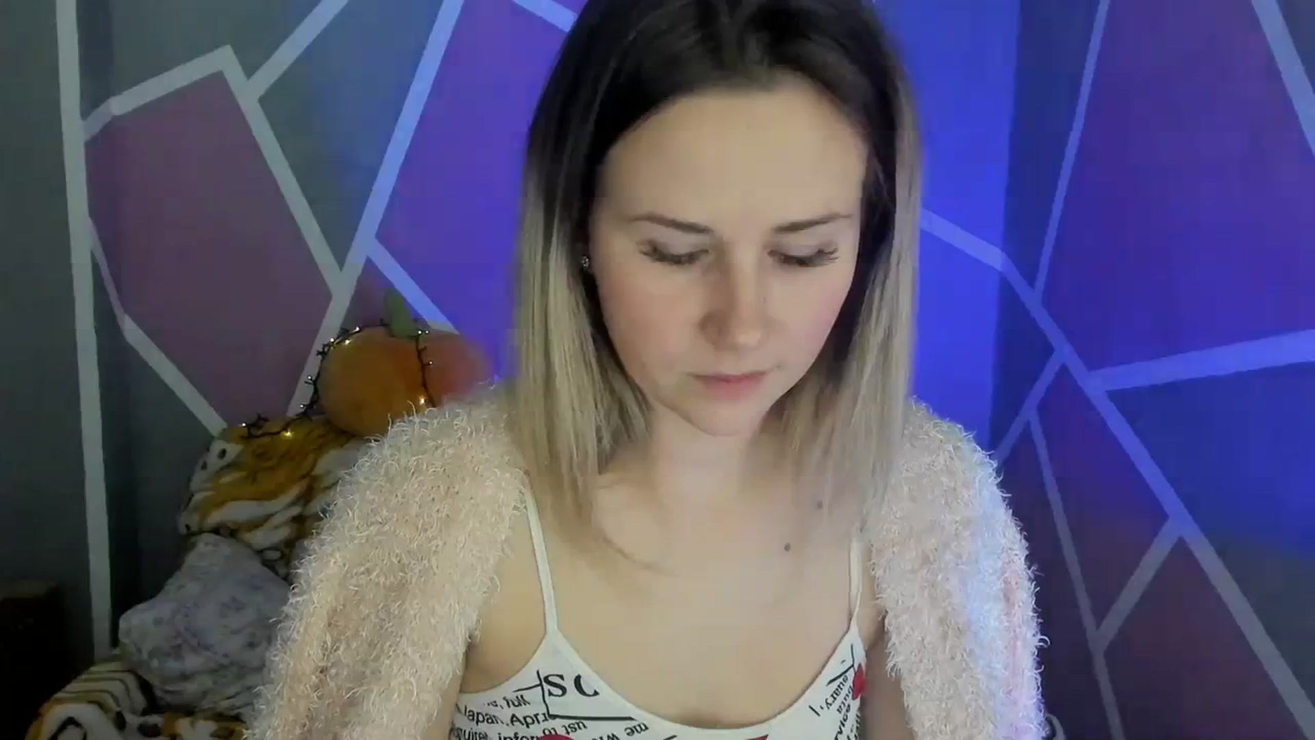 Gallery image thumbnail from Sexy_Ukr's myfreecams stream on, 11/22/2023, 16:59 image 17 of 20