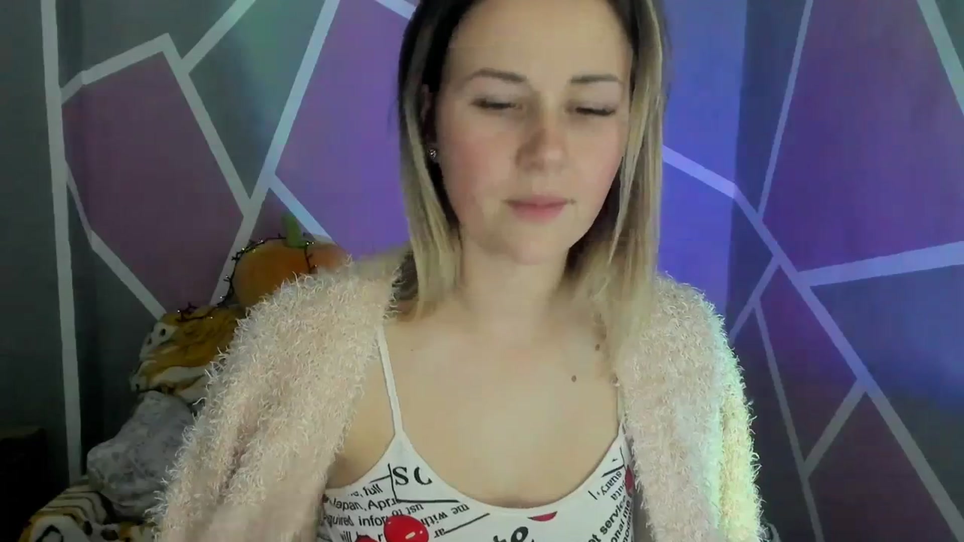 Gallery image thumbnail from Sexy_Ukr's myfreecams stream on, 11/22/2023, 16:59 image 10 of 20
