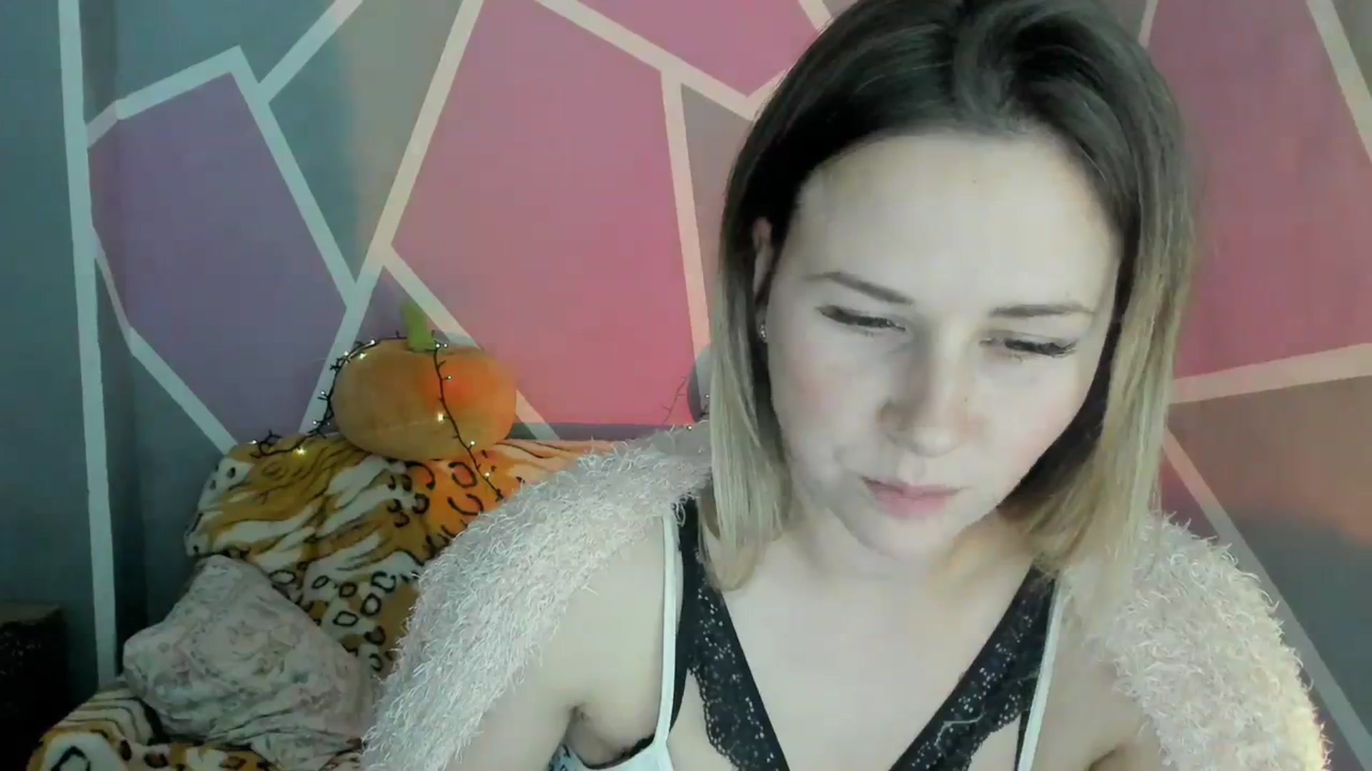 Gallery image thumbnail from Sexy_Ukr's myfreecams stream on, 11/22/2023, 16:59 image 4 of 20