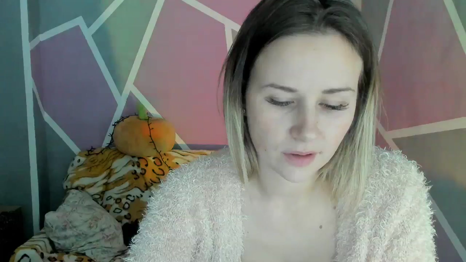 Gallery image thumbnail from Sexy_Ukr's myfreecams stream on, 11/22/2023, 19:02 image 14 of 20