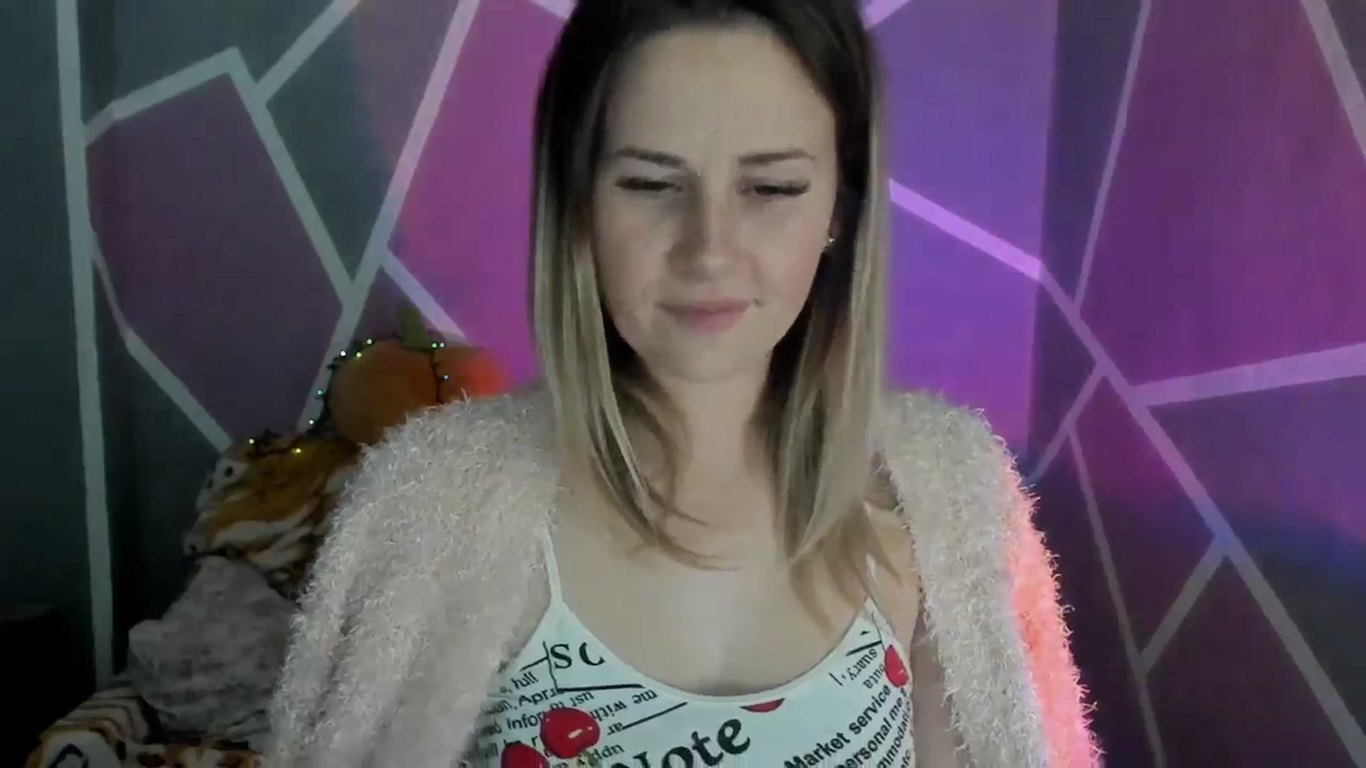 Gallery image thumbnail from Sexy_Ukr's myfreecams stream on, 11/22/2023, 19:02 image 8 of 20