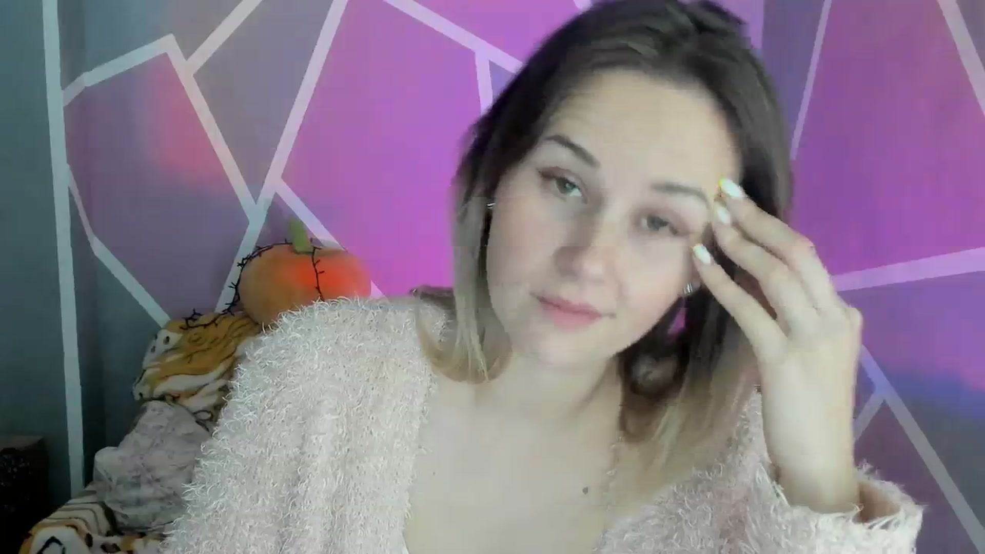 Gallery image thumbnail from Sexy_Ukr's myfreecams stream on, 11/22/2023, 19:02 image 16 of 20