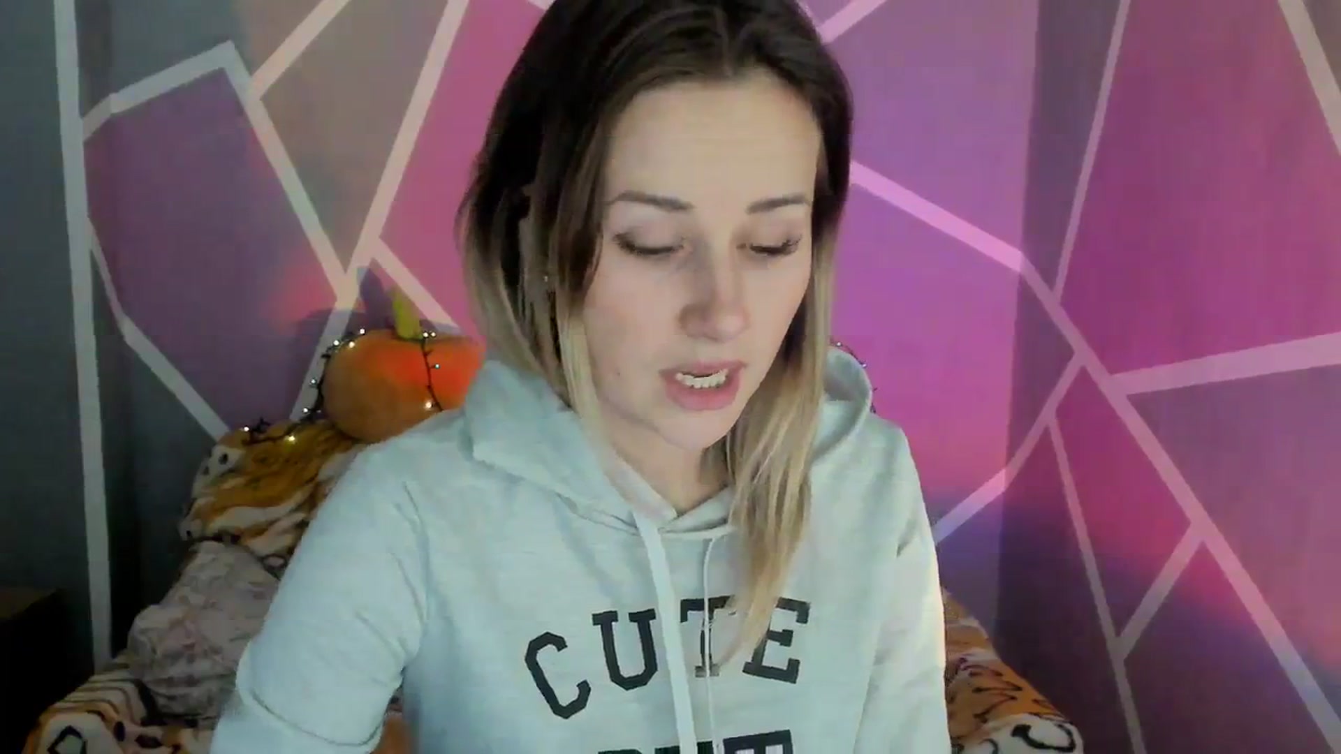 Gallery image thumbnail from Sexy_Ukr's myfreecams stream on, 11/23/2023, 16:21 image 14 of 20