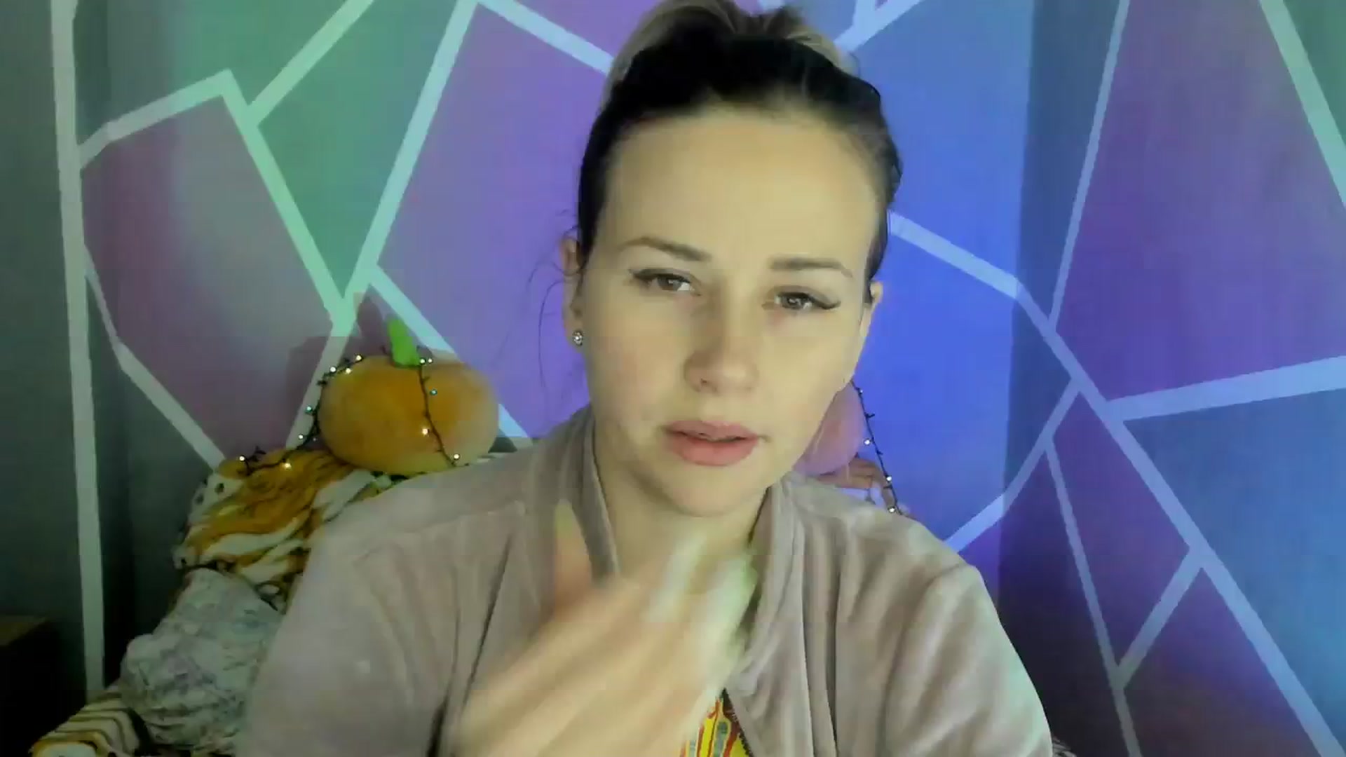Gallery image thumbnail from Sexy_Ukr's myfreecams stream on, 11/24/2023, 19:07 image 1 of 20
