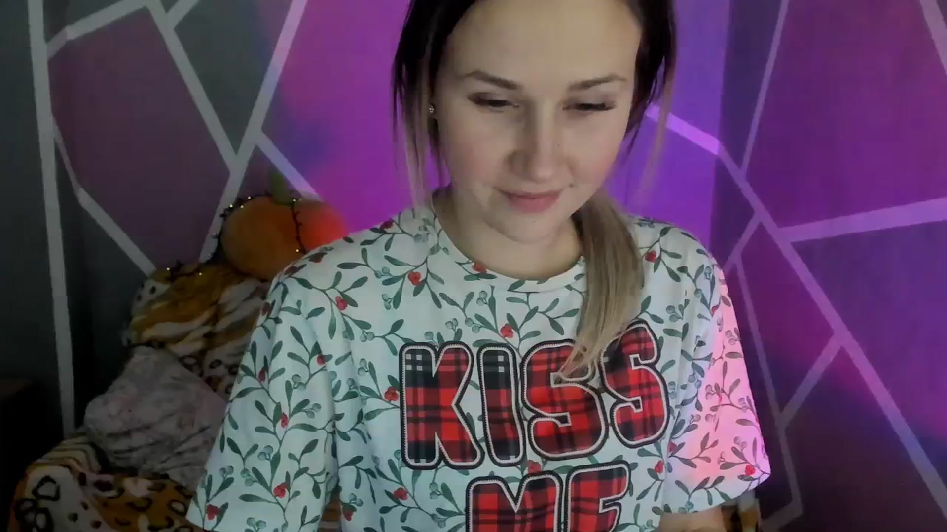 Gallery image thumbnail from Sexy_Ukr's myfreecams stream on, 11/25/2023, 17:01 image 12 of 20