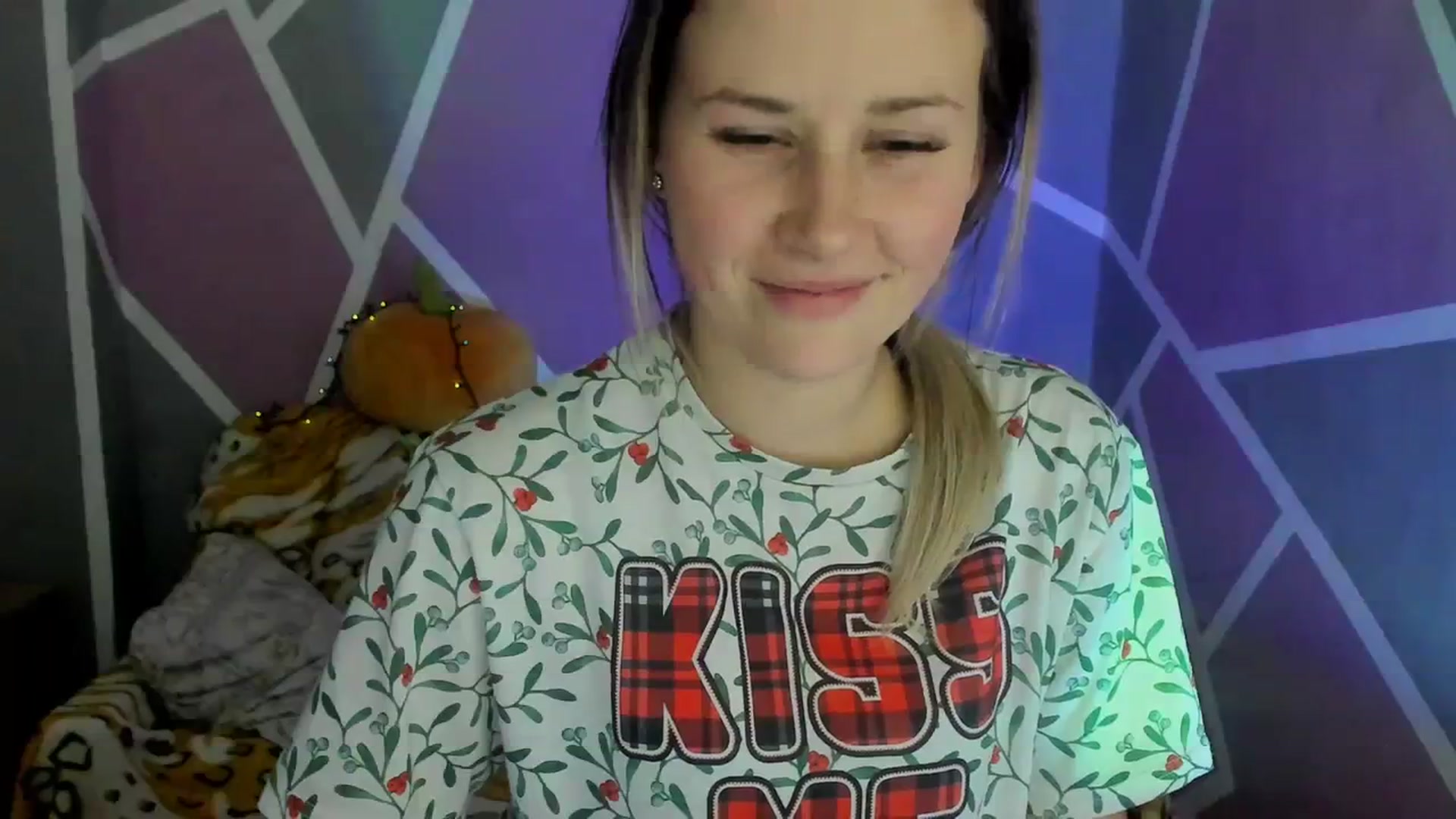 Gallery image thumbnail from Sexy_Ukr's myfreecams stream on, 11/25/2023, 17:01 image 13 of 20
