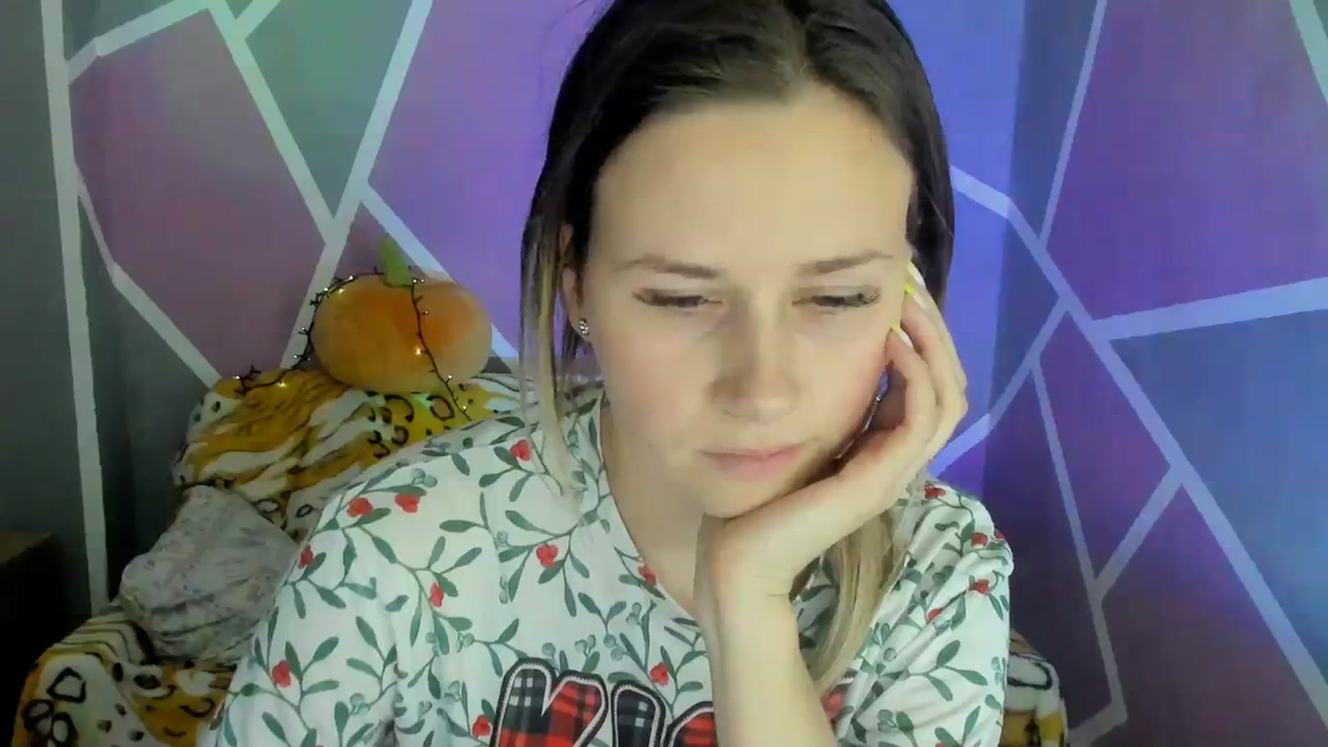 Gallery image thumbnail from Sexy_Ukr's myfreecams stream on, 11/25/2023, 19:00 image 2 of 20
