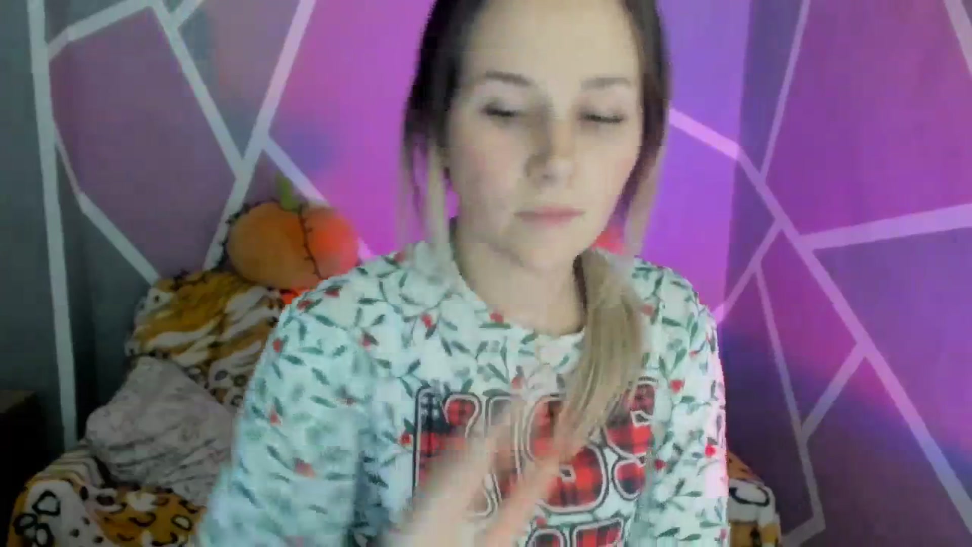 Gallery image thumbnail from Sexy_Ukr's myfreecams stream on, 11/25/2023, 19:00 image 15 of 20