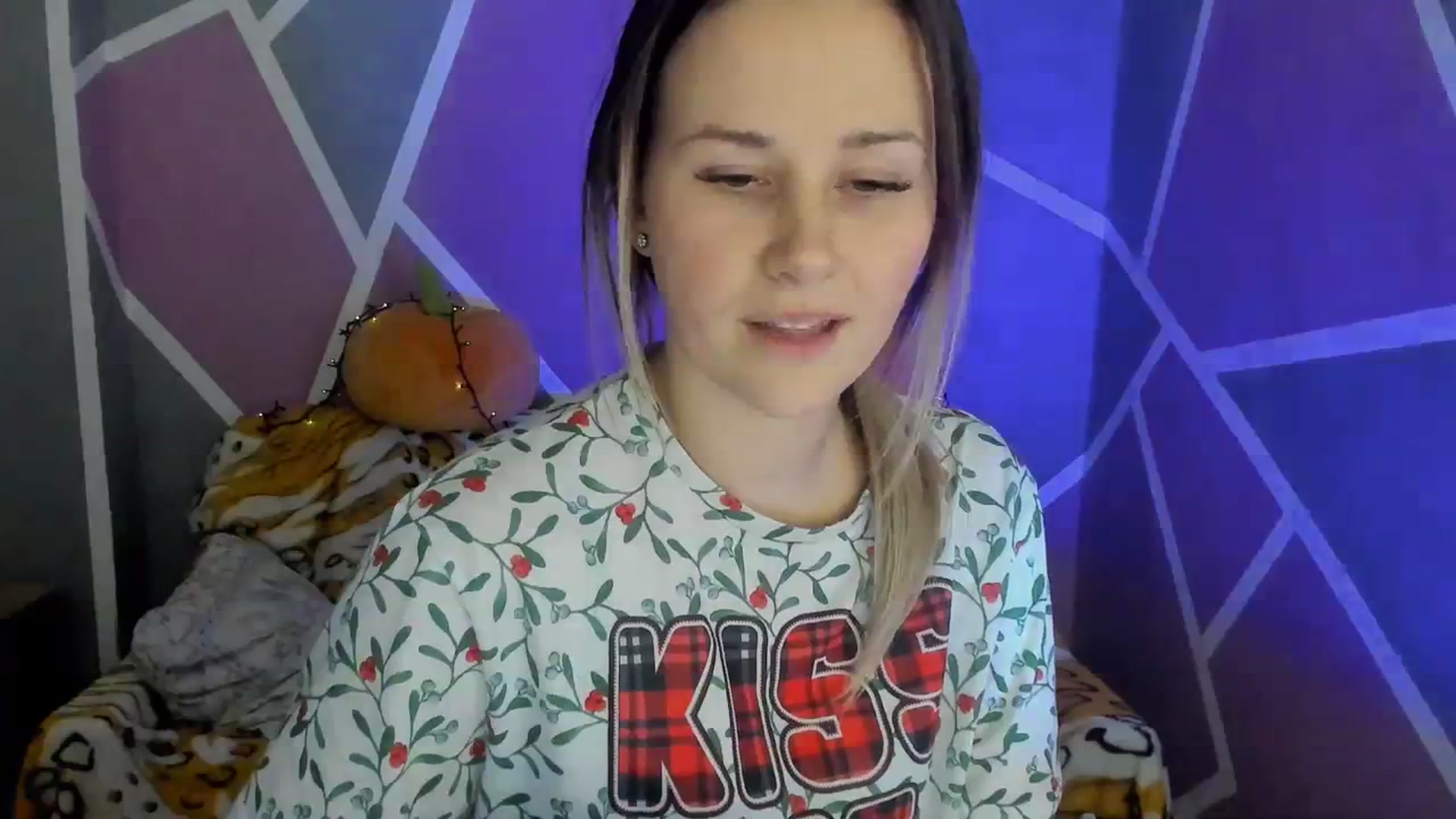 Gallery image thumbnail from Sexy_Ukr's myfreecams stream on, 11/25/2023, 19:00 image 6 of 20