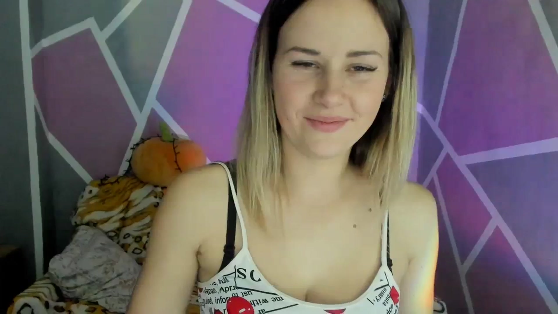 Gallery image thumbnail from Sexy_Ukr's myfreecams stream on, 11/26/2023, 18:31 image 14 of 20