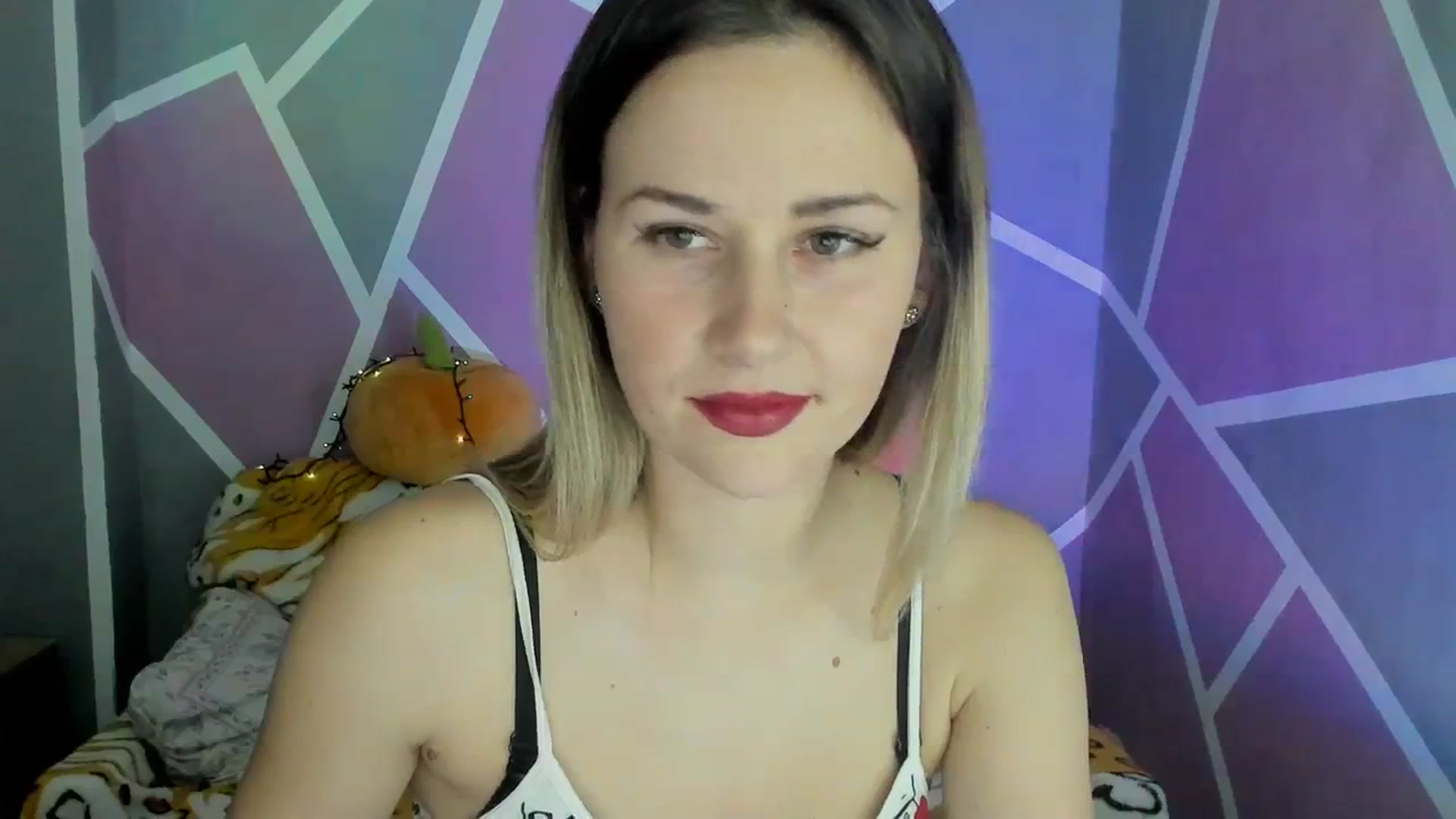 Gallery image thumbnail from Sexy_Ukr's myfreecams stream on, 11/26/2023, 18:31 image 7 of 20